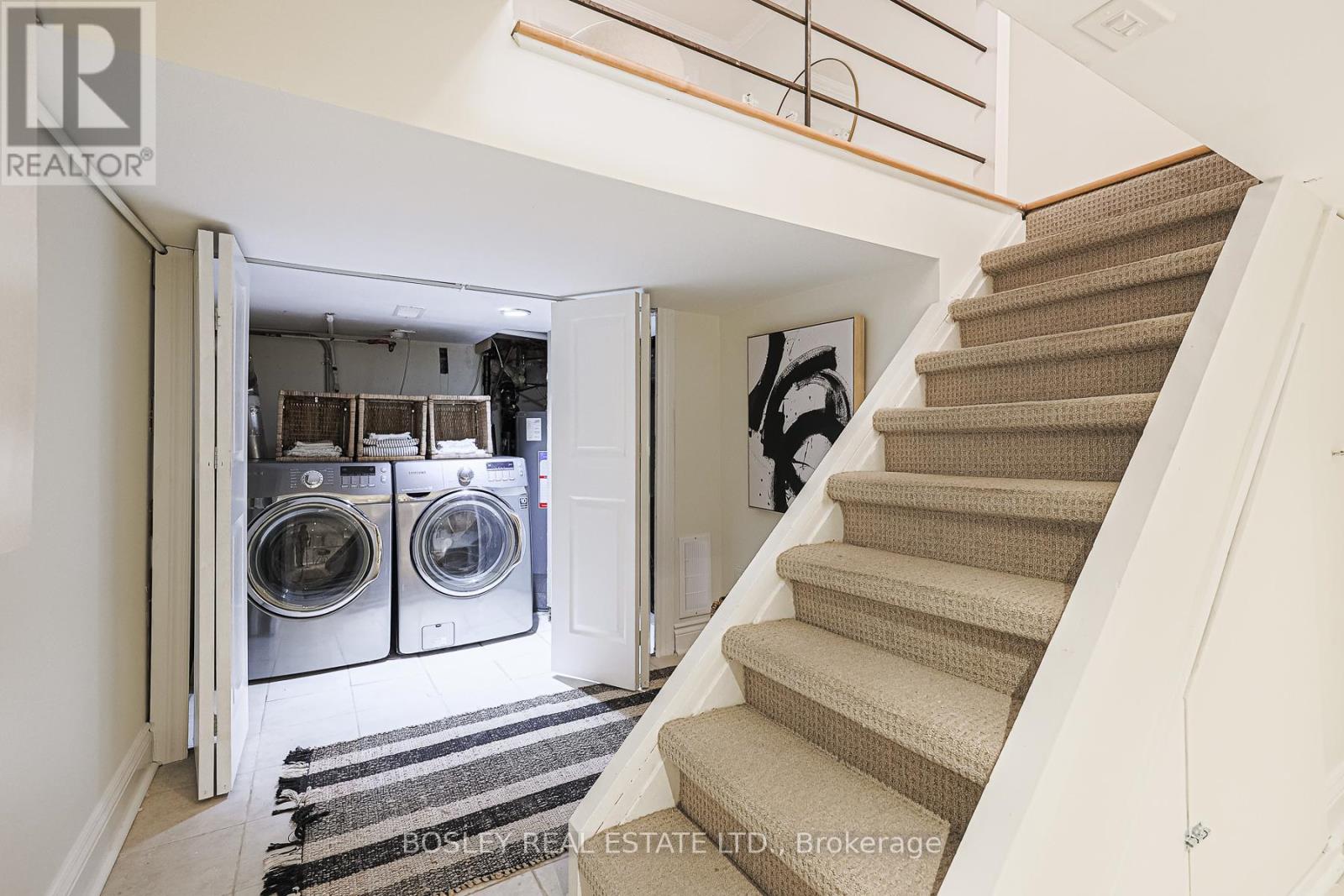 245 Kenilworth Avenue, Toronto, Ontario  M4L 3S7 - Photo 40 - E12184558