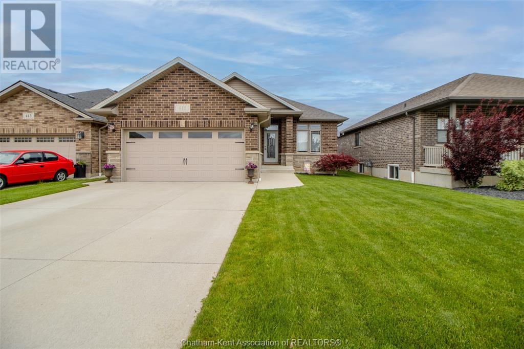 411 TWILIGHT TRAIL, Chatham, Ontario