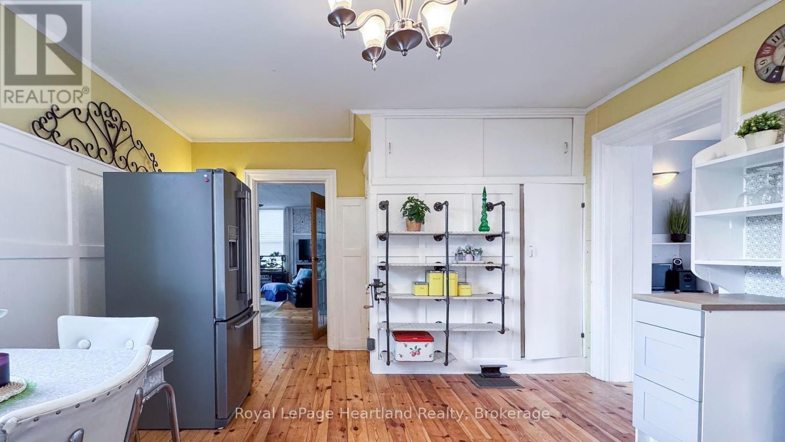 142 Maple Street, Central Huron (Clinton), Ontario  N0M 1L0 - Photo 26 - X12184750