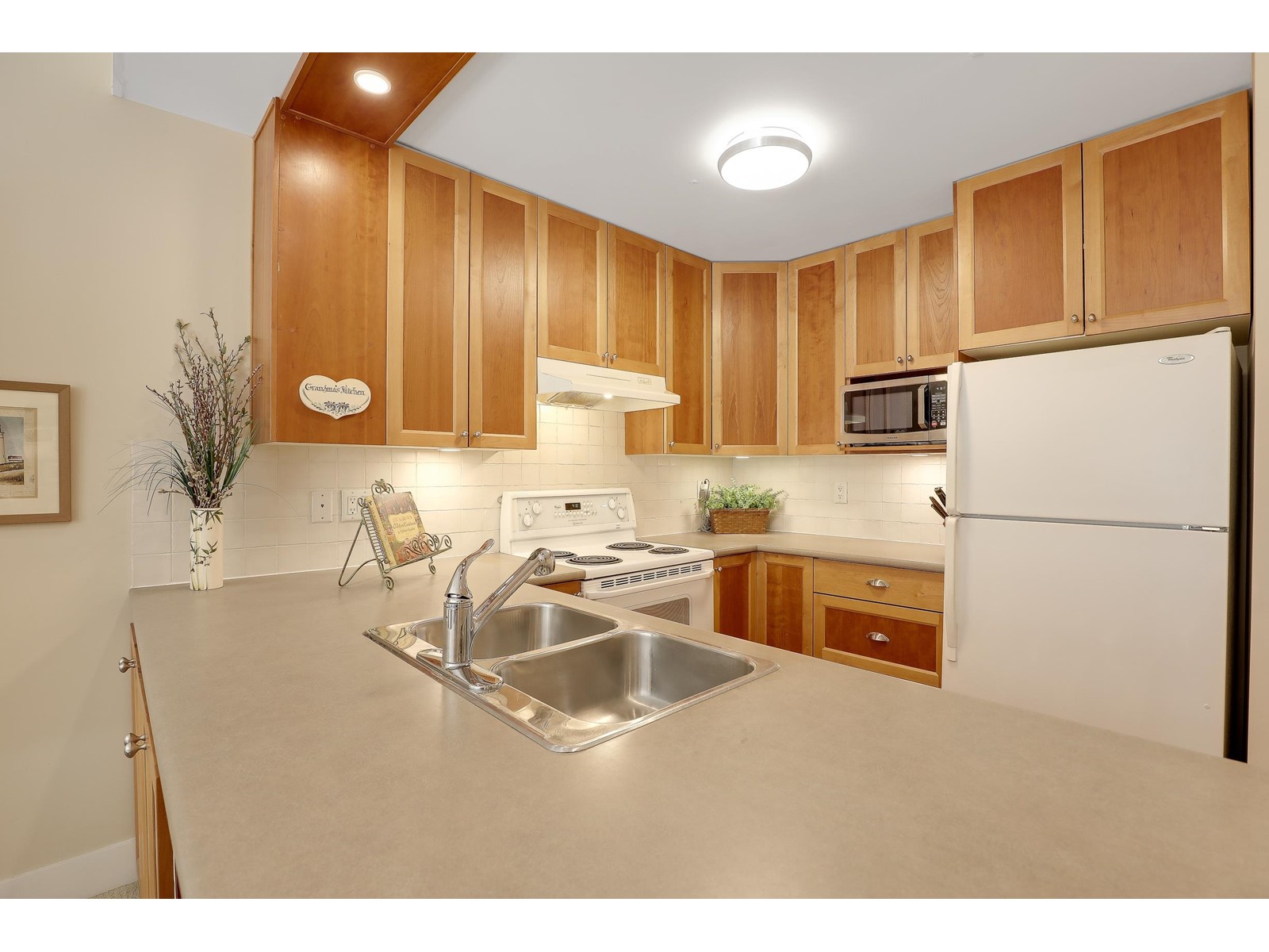 104 15368 16a Avenue, Surrey, British Columbia  V4A 1S9 - Photo 9 - R2998979