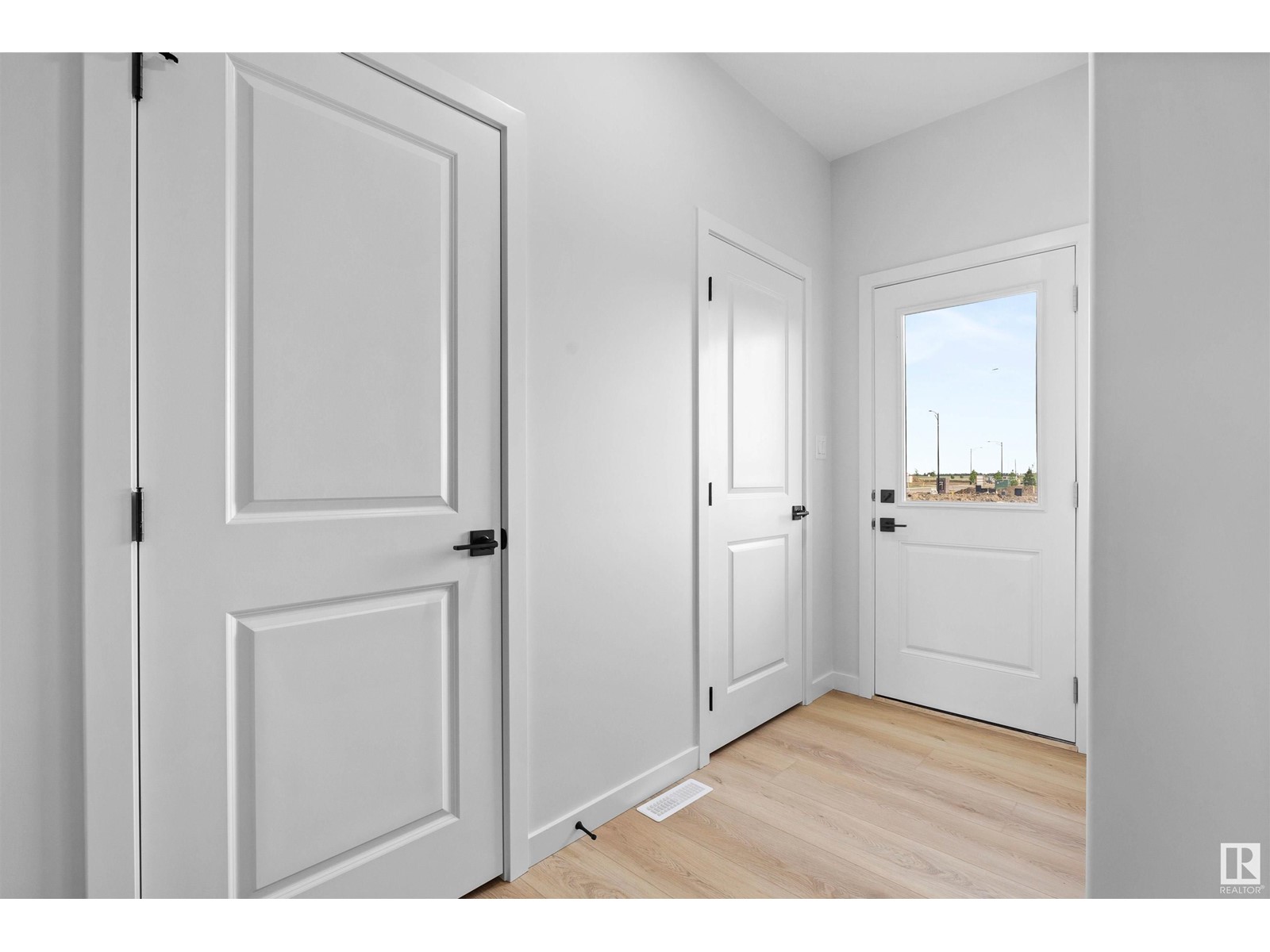 6373 King Wd Sw, Edmonton, Alberta  T6W 5J3 - Photo 8 - E4439449
