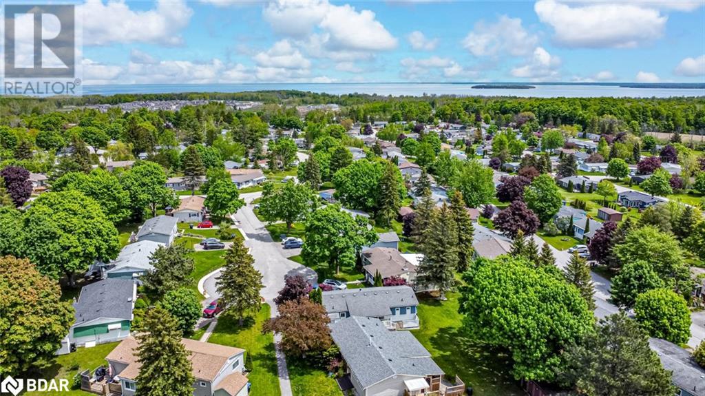9 Green Glade Court, Innisfil, Ontario  L9S 1P3 - Photo 4 - 40735218