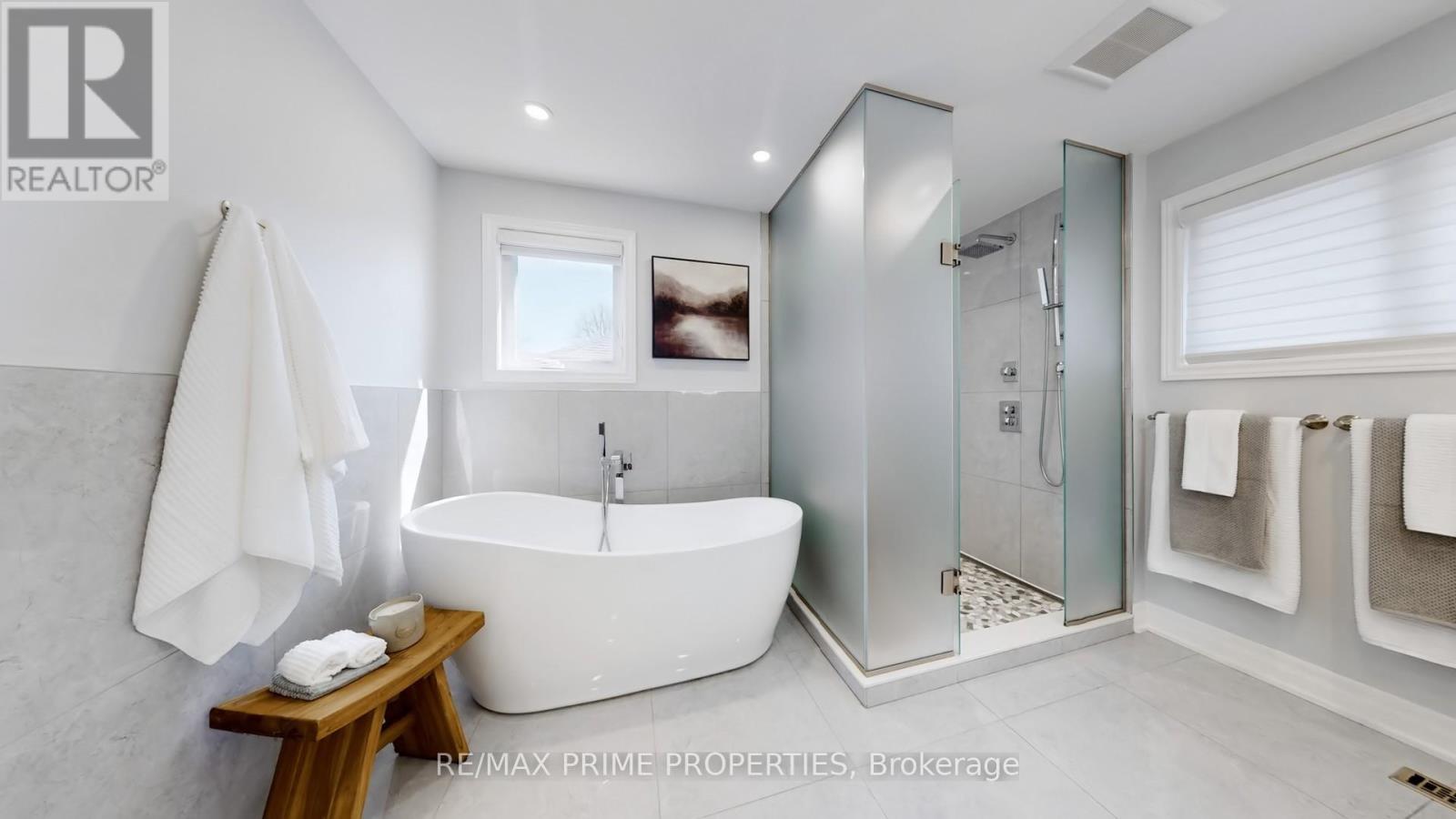 63 Reeve Drive, Markham, Ontario  L3P 6C2 - Photo 19 - N12184484
