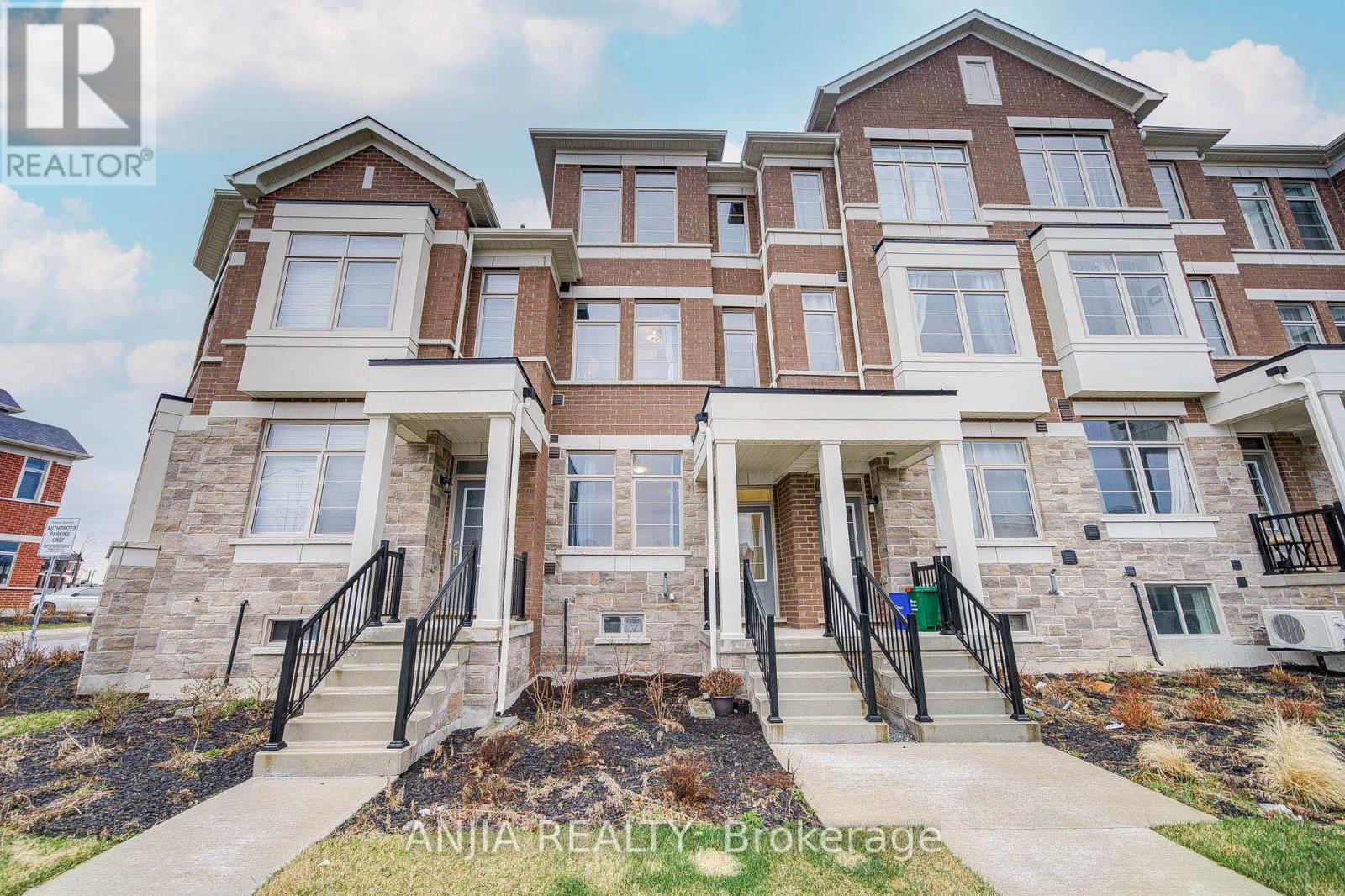 3 Carneros Way, Markham (Cedar Grove), Ontario  L6B 1R2 - Photo 10 - N12184496