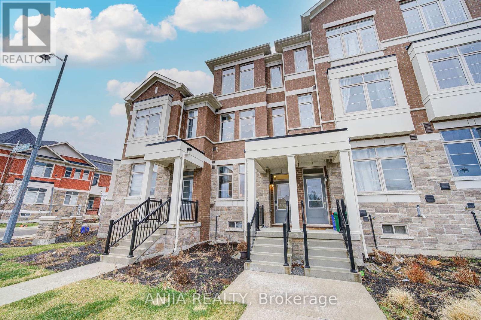 3 Carneros Way, Markham (Cedar Grove), Ontario  L6B 1R2 - Photo 11 - N12184496