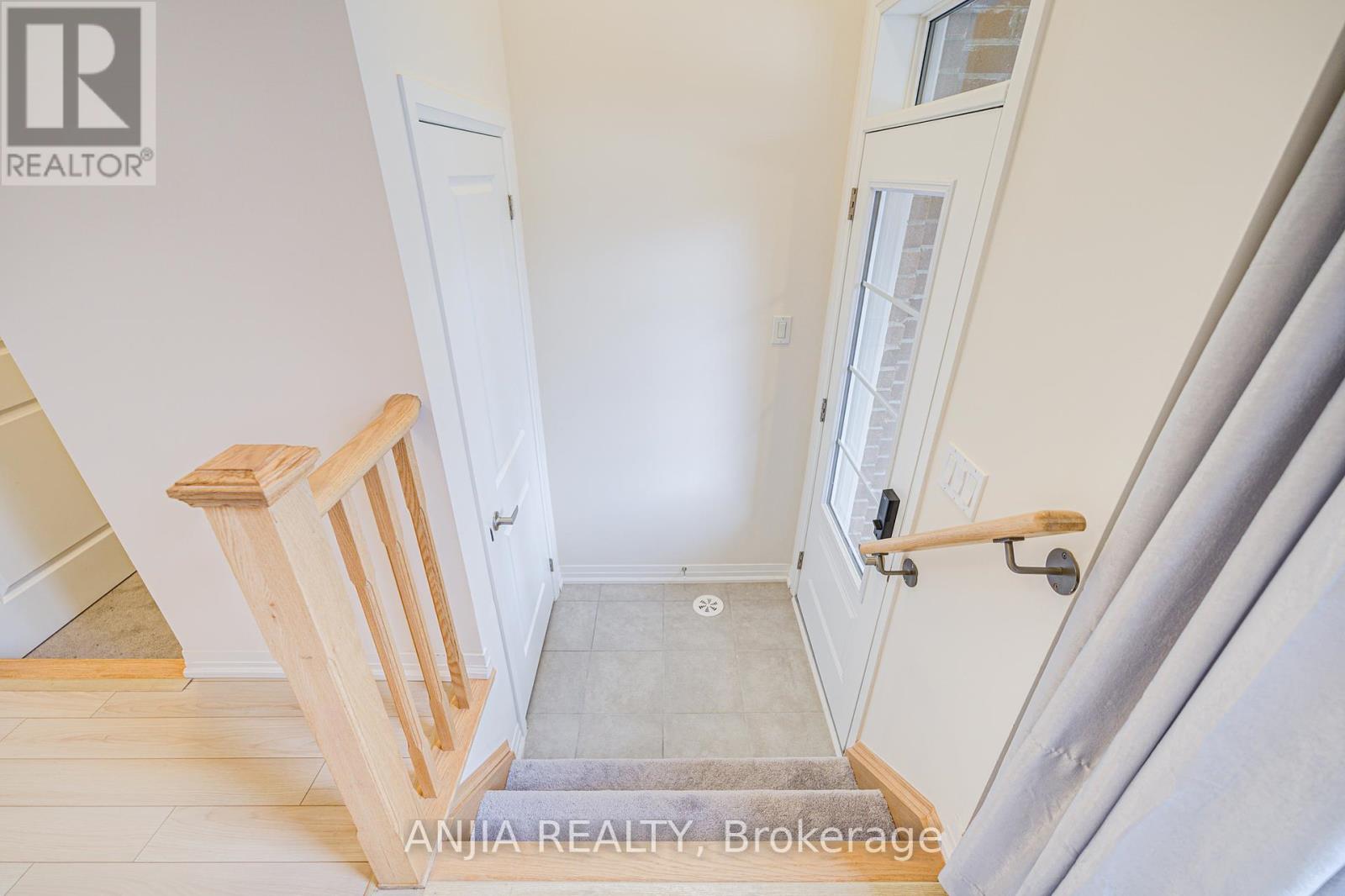 3 Carneros Way, Markham, Ontario  L6B 1R2 - Photo 8 - N12184496