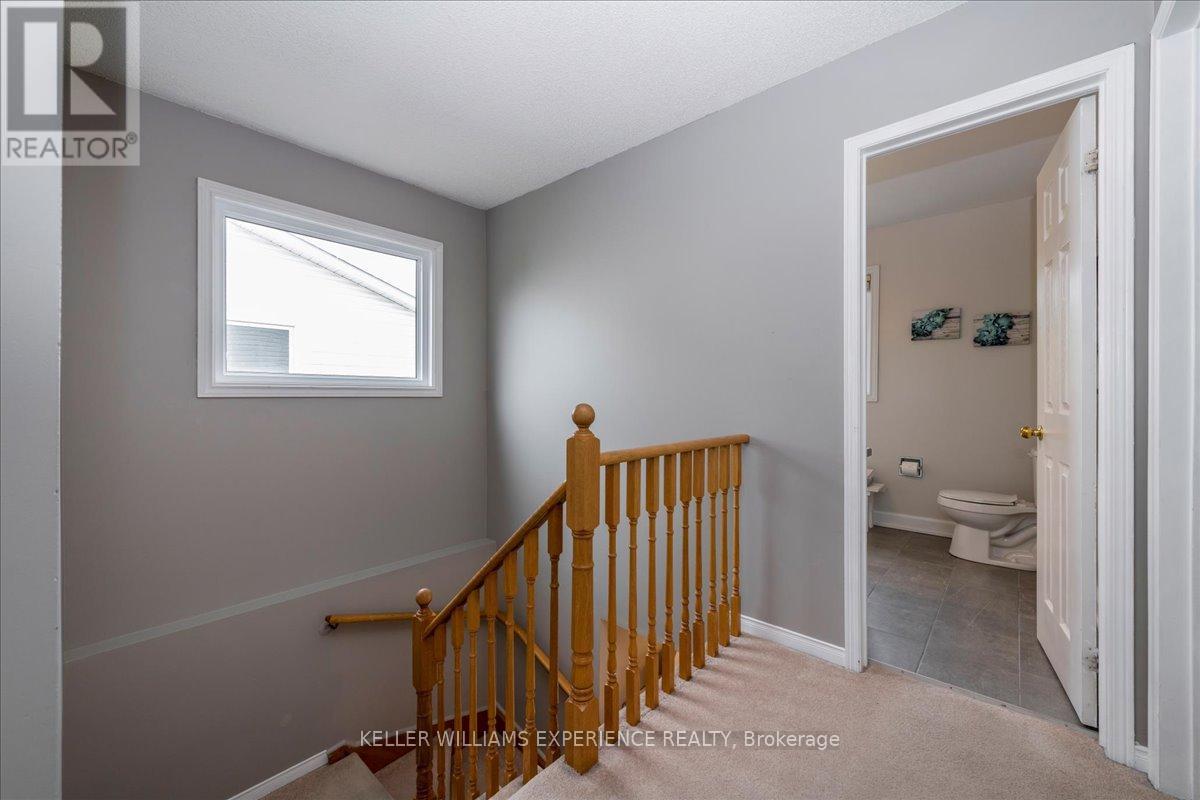 472 Haines Street, New Tecumseth, Ontario  L0G 1A0 - Photo 12 - N12184530