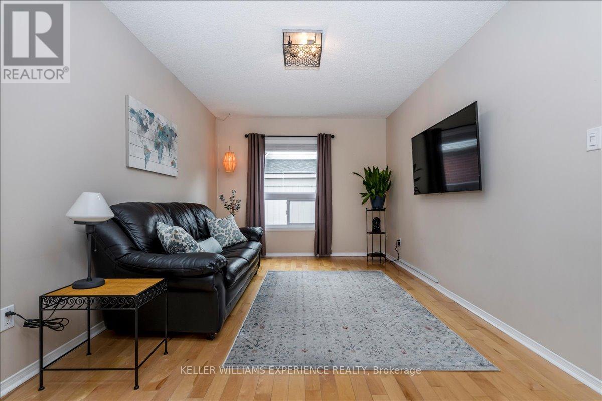 472 Haines Street, New Tecumseth, Ontario  L0G 1A0 - Photo 4 - N12184530