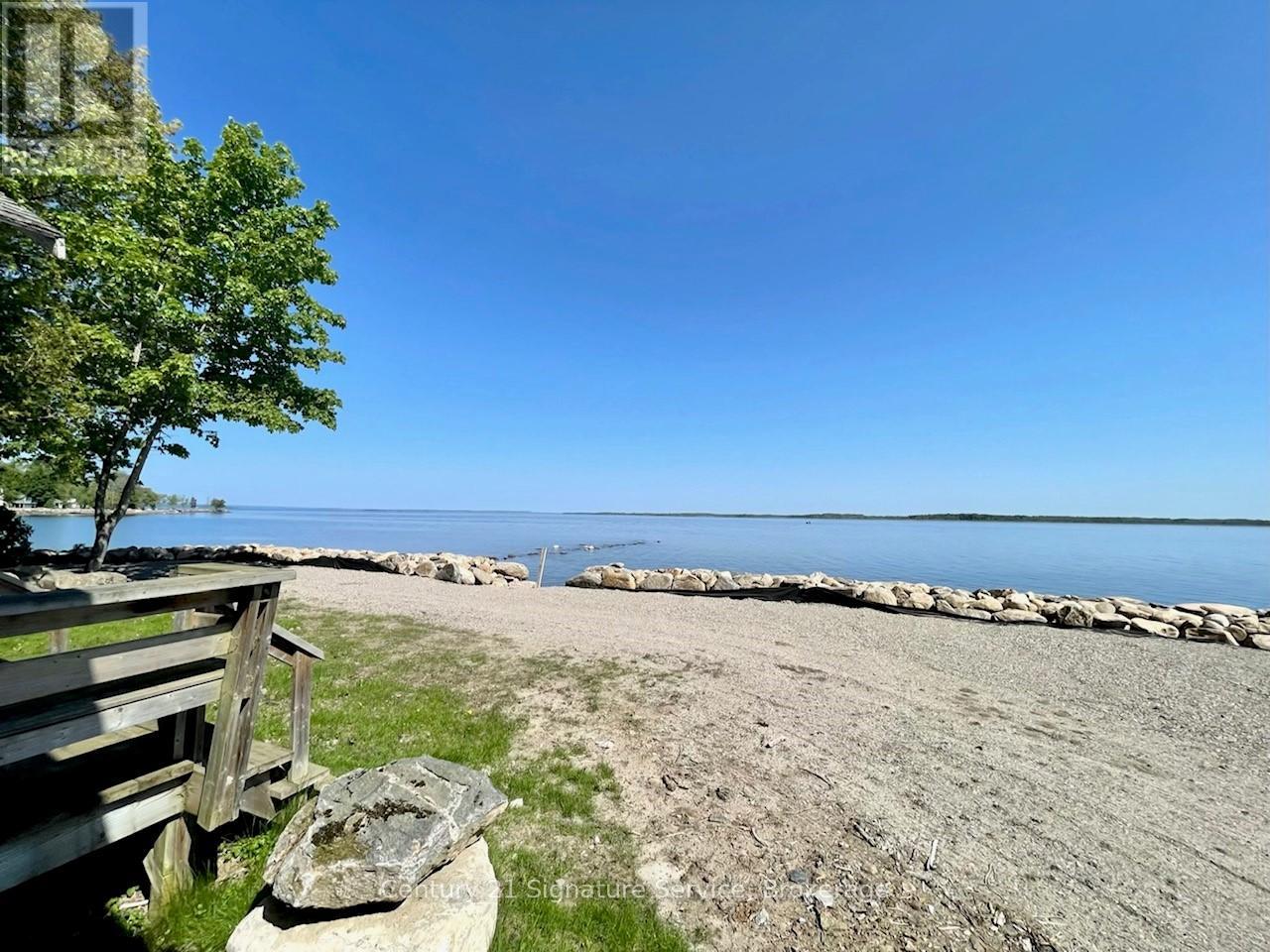 264 Robins Point Road, Tay (Victoria Harbour), Ontario  L0K 2A0 - Photo 8 - S12184468