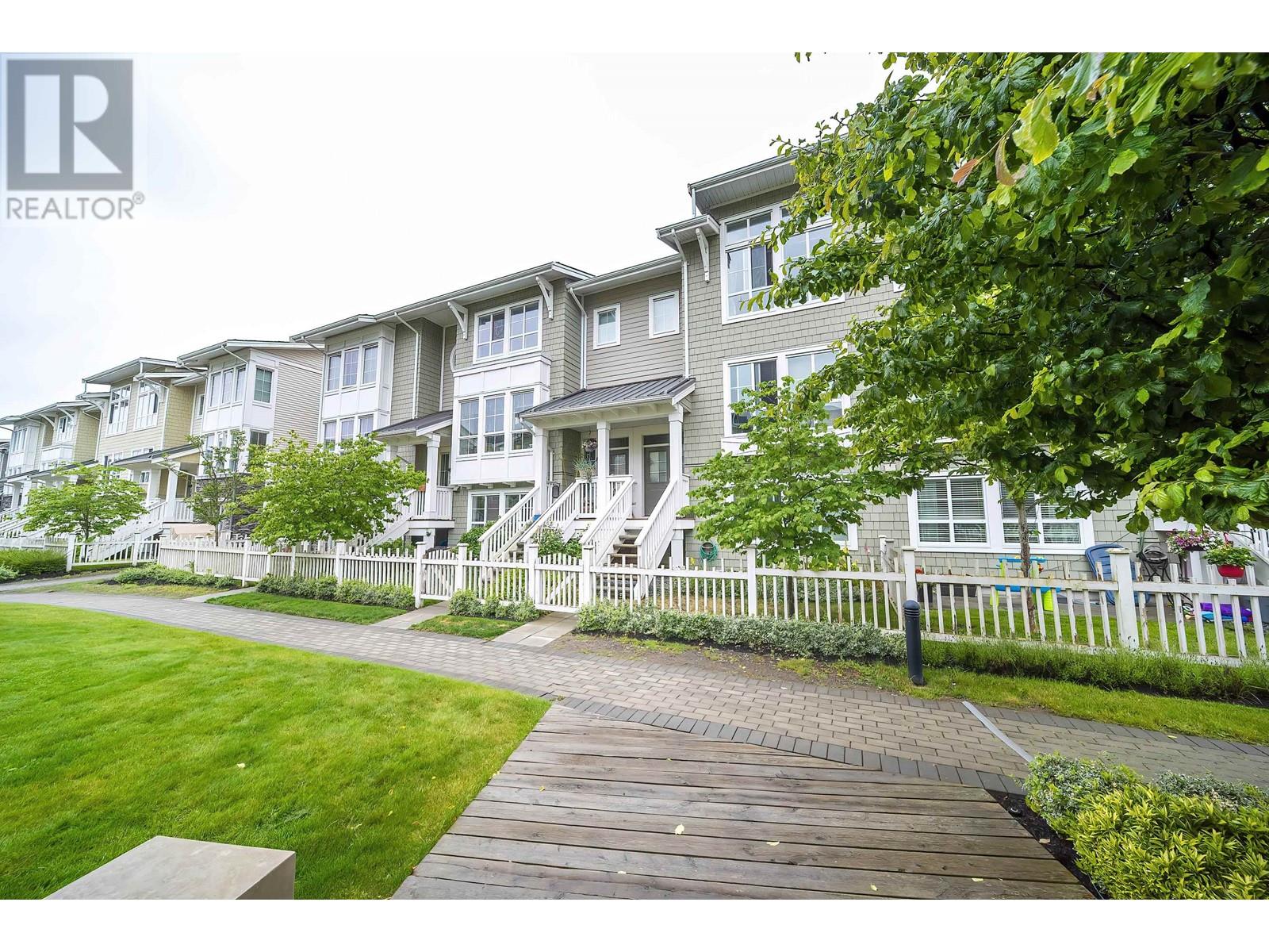 Property at 74 5551 ADMIRAL WAY image 2