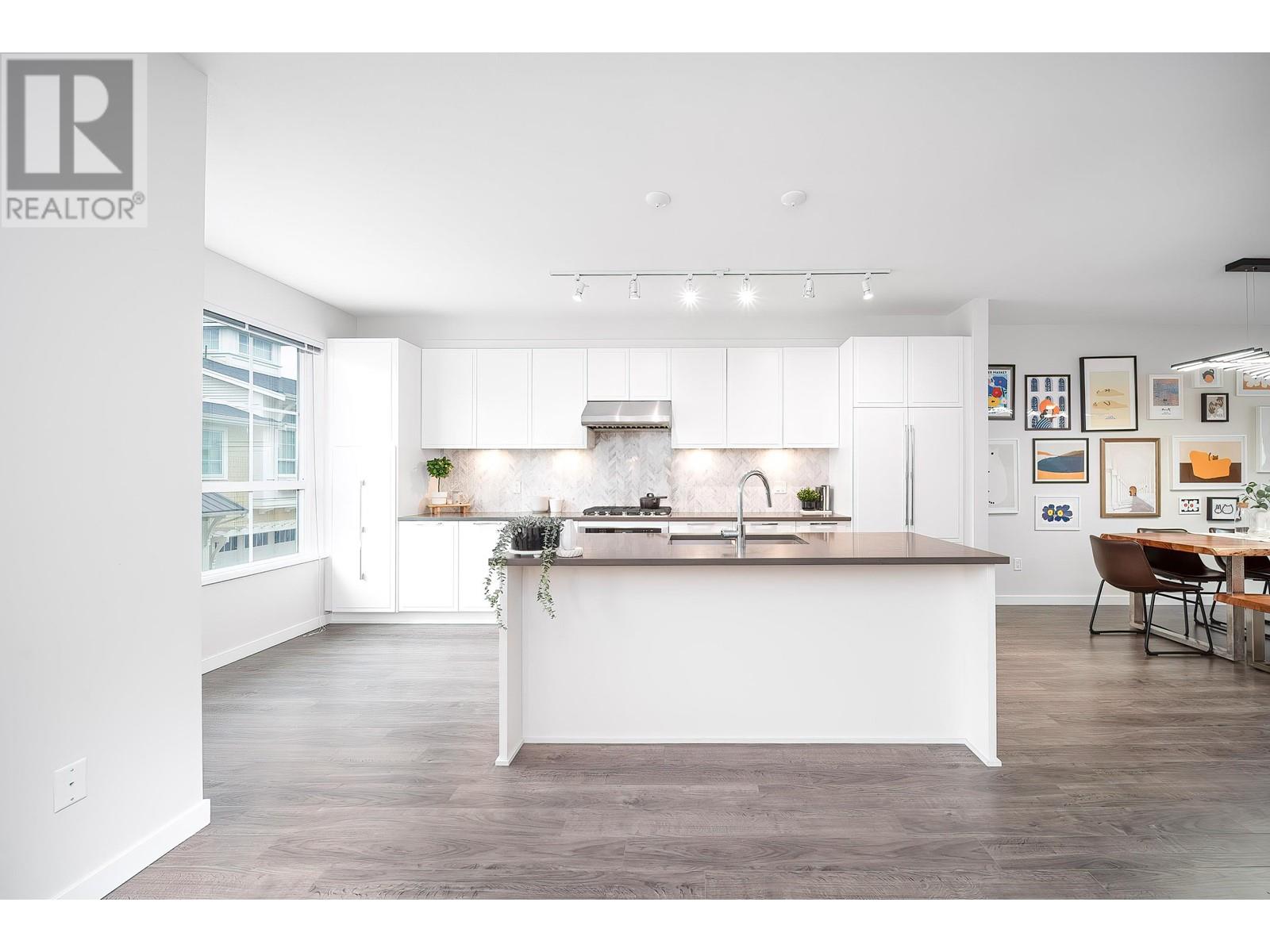 Property at 74 5551 ADMIRAL WAY image 4