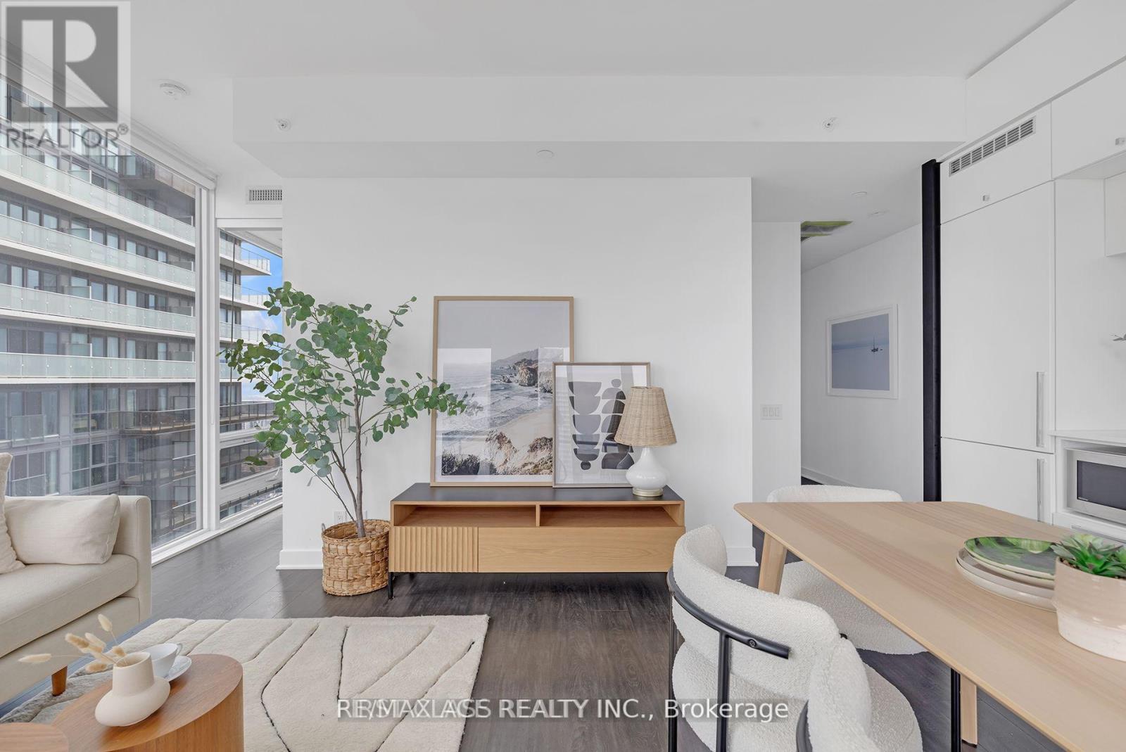 4808 - 15 Grenville Street, Toronto, Ontario  M4Y 1A1 - Photo 7 - C12184670
