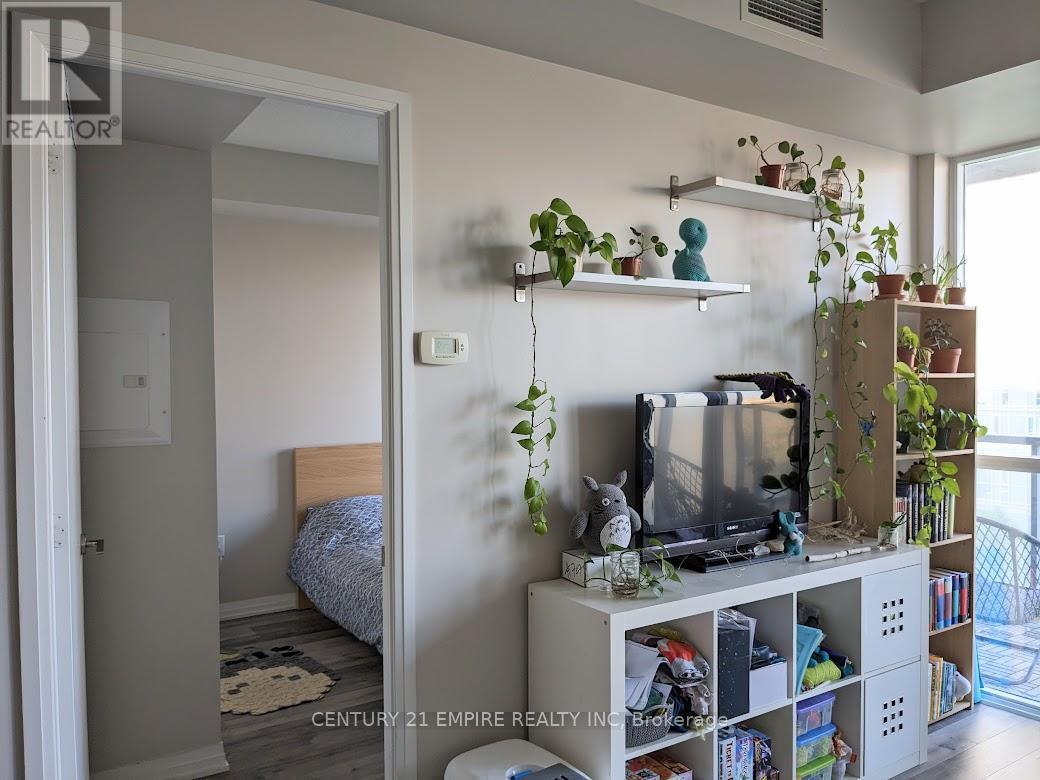 707 - 1 Cole Street, Toronto, Ontario  M5A 4M2 - Photo 2 - C12184672