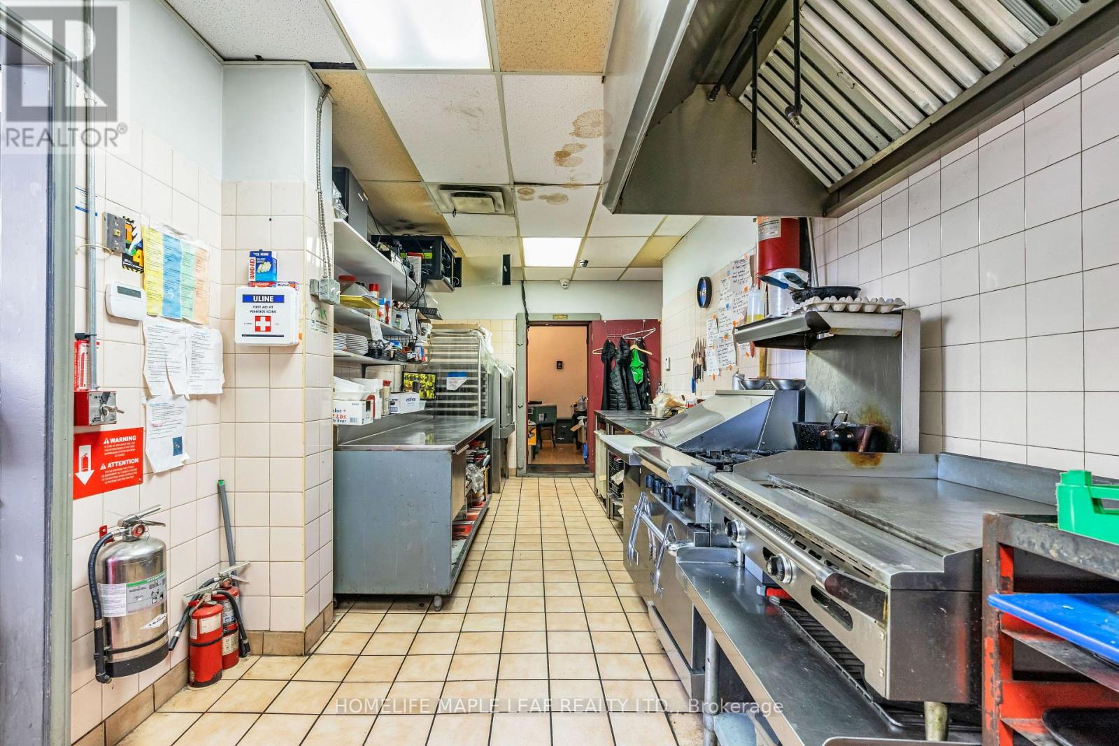 1471 Eglinton Avenue W, Toronto (Oakwood Village), Ontario  M6E 2G6 - Photo 29 - C12184759