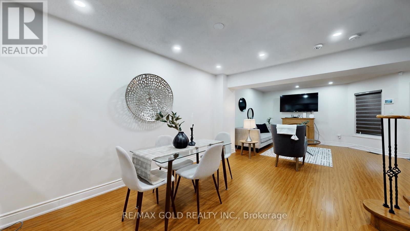 111 Lent Crescent, Brampton, Ontario  L6Y 4X7 - Photo 12 - W12184479