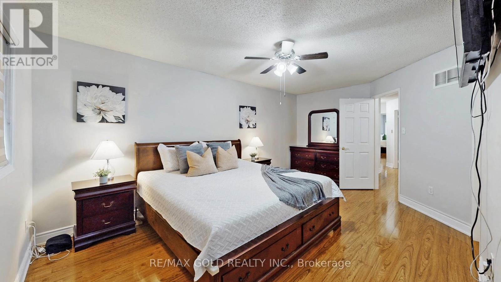 111 Lent Crescent, Brampton, Ontario  L6Y 4X7 - Photo 30 - W12184479