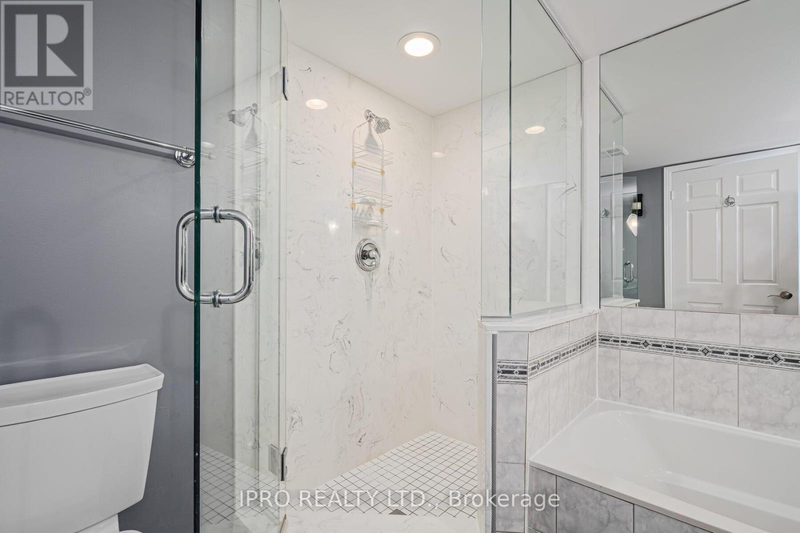 901 - 22 Hanover Road, Brampton (Queen Street Corridor), Ontario  L6S 5K7 - Photo 30 - W12184508