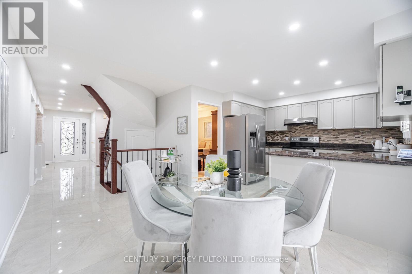 14 Gillingham Street, Toronto, Ontario  M1B 5X1 - Photo 12 - E12184706