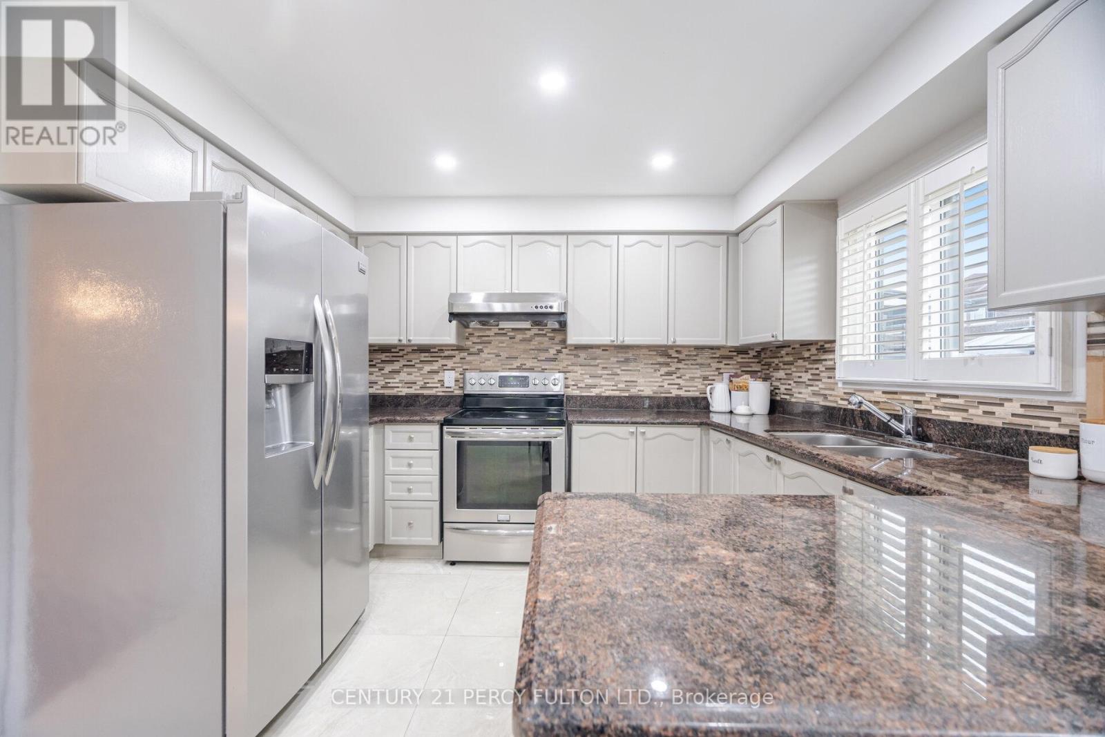 14 Gillingham Street, Toronto, Ontario  M1B 5X1 - Photo 7 - E12184706