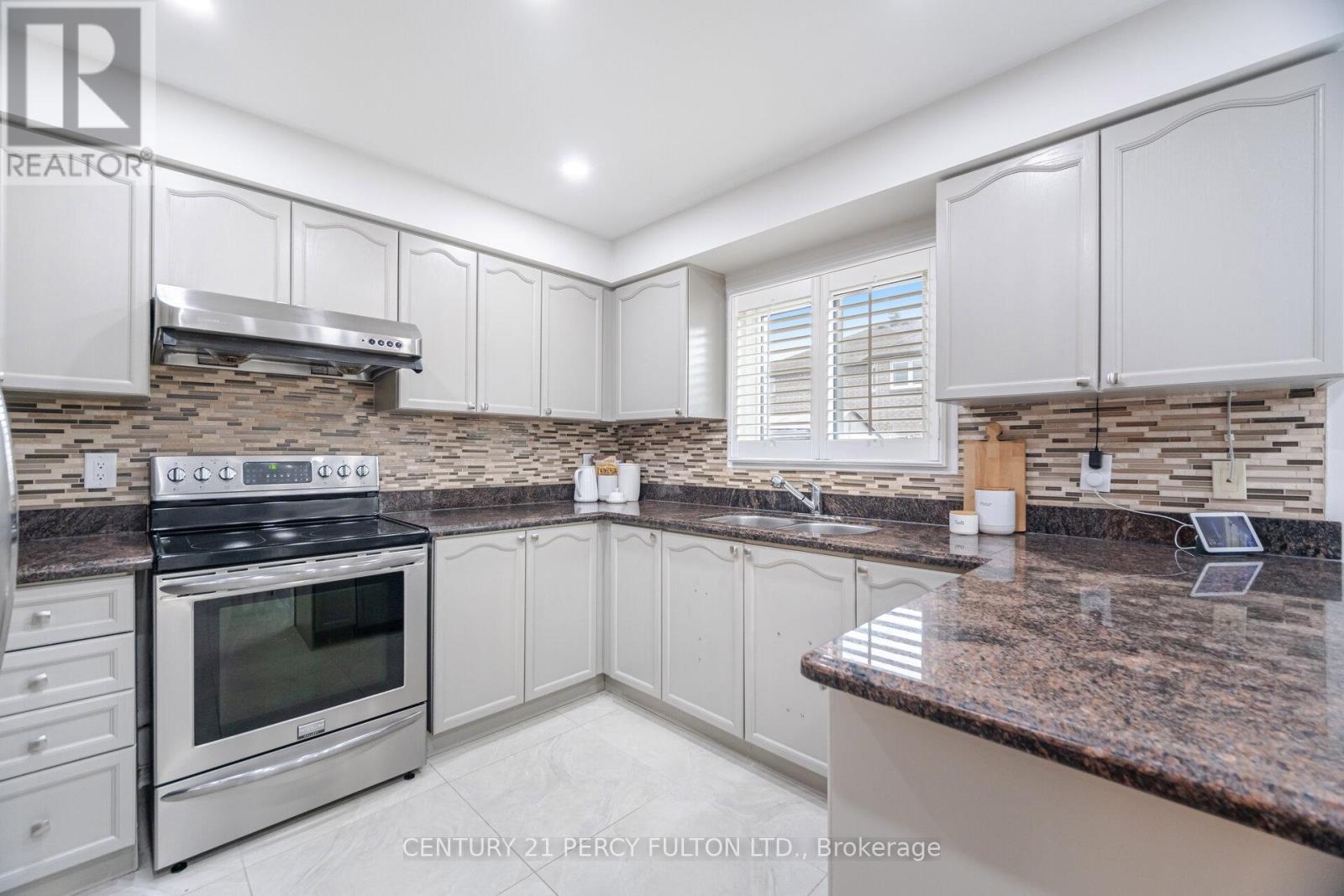 14 Gillingham Street, Toronto, Ontario  M1B 5X1 - Photo 9 - E12184706