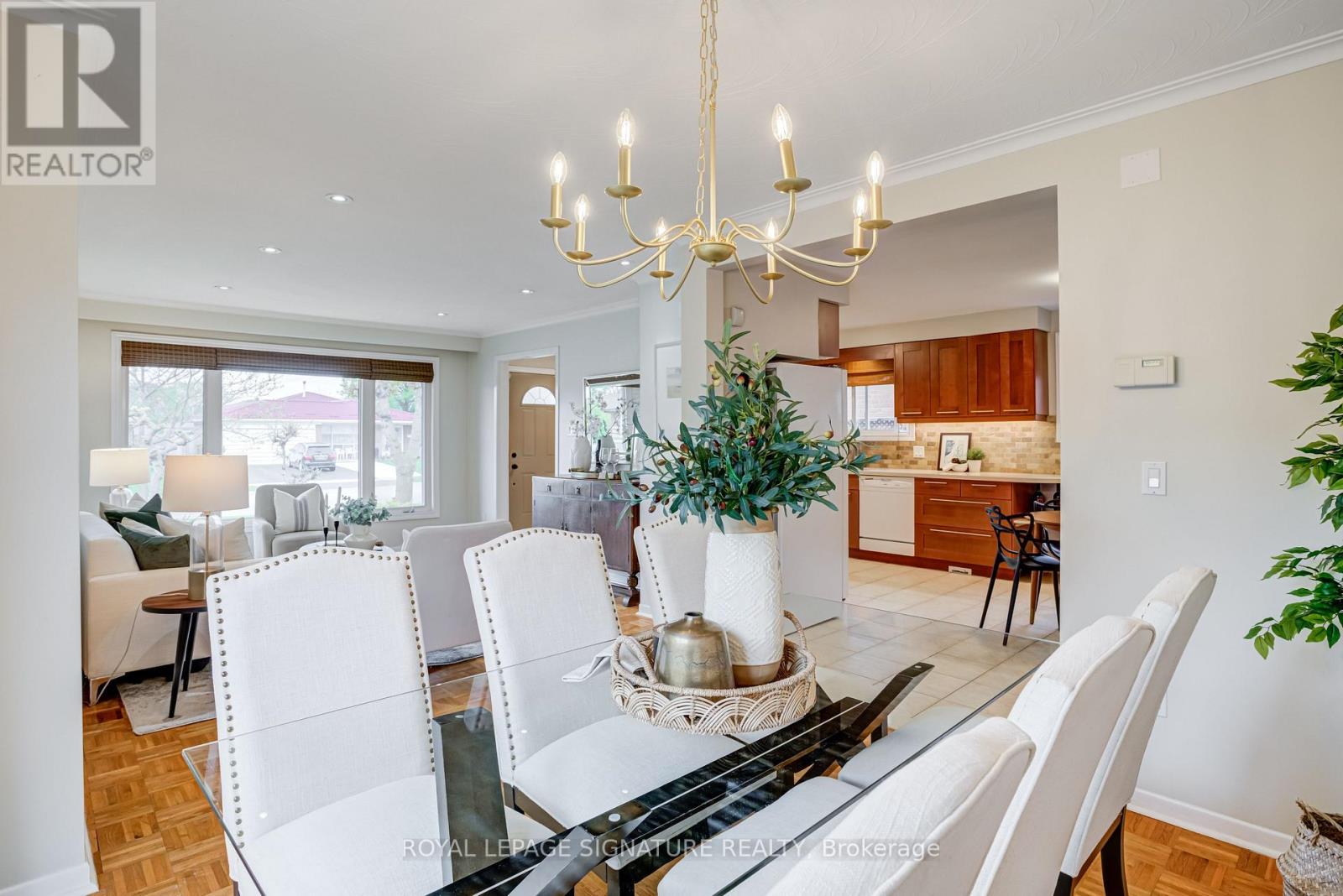 3259 Brandon Gate Drive, Mississauga, Ontario  L4T 2G3 - Photo 12 - W12184509