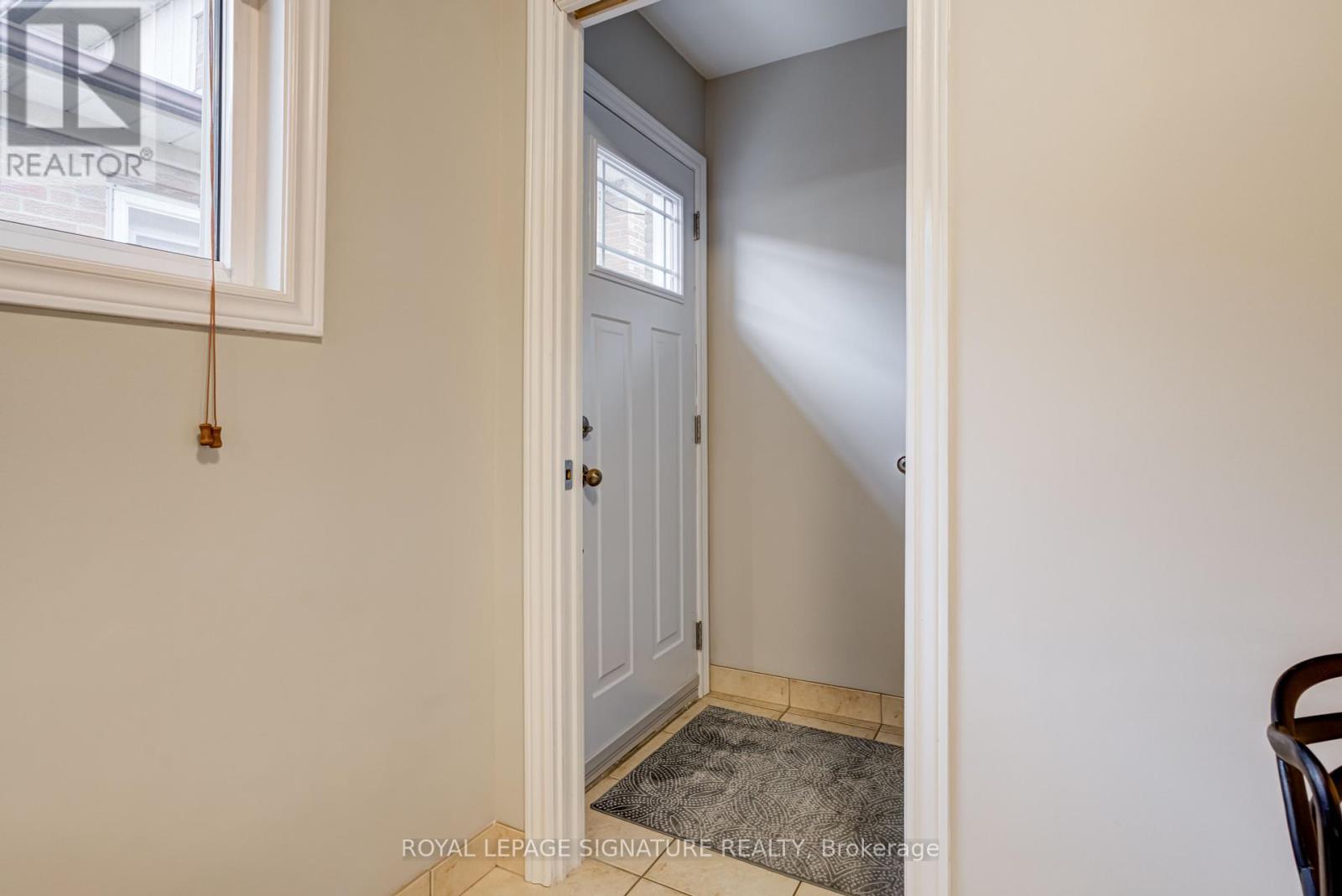 3259 Brandon Gate Drive, Mississauga, Ontario  L4T 2G3 - Photo 24 - W12184509