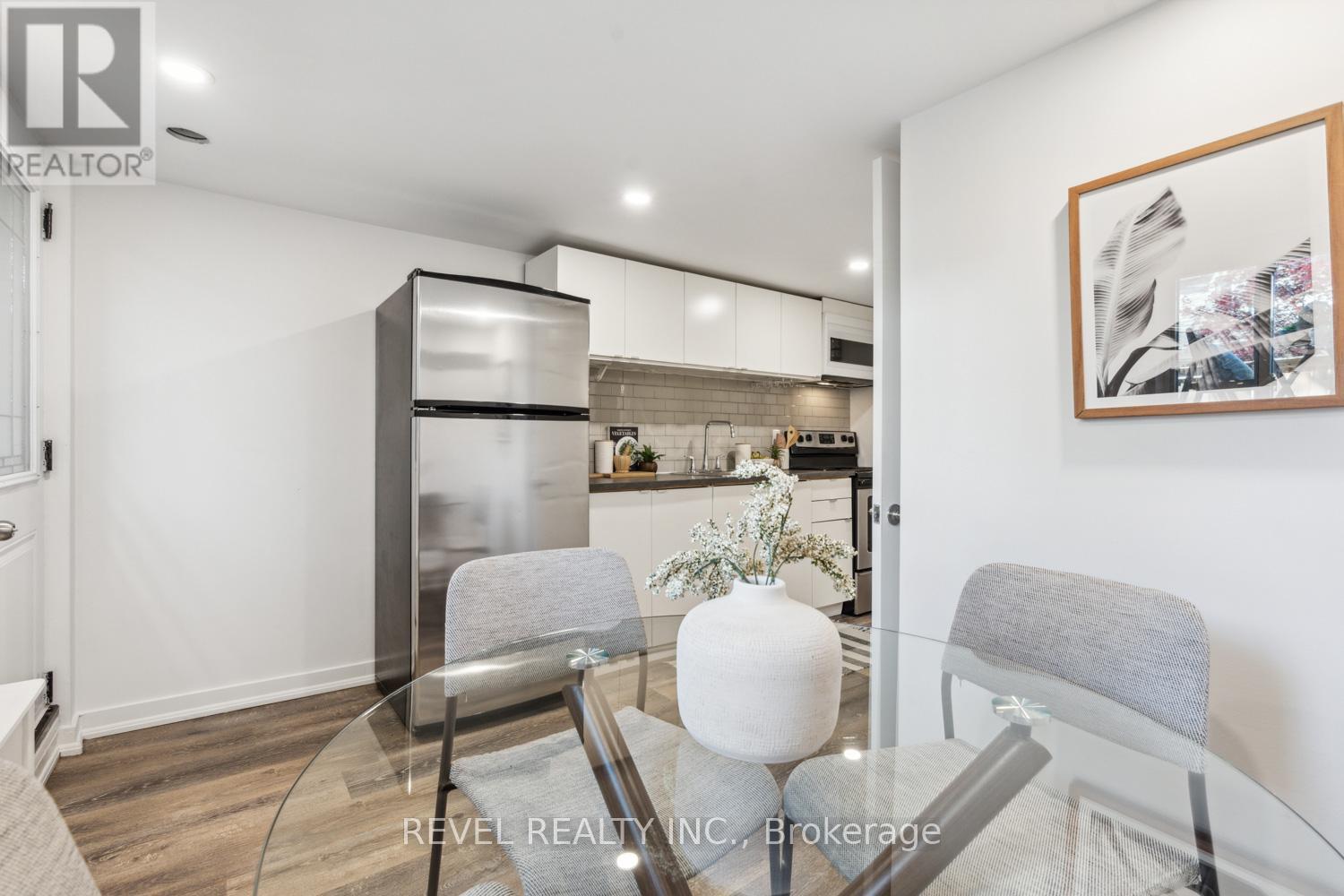 526 Quebec Avenue, Toronto, Ontario  M6P 2V7 - Photo 16 - W12184553
