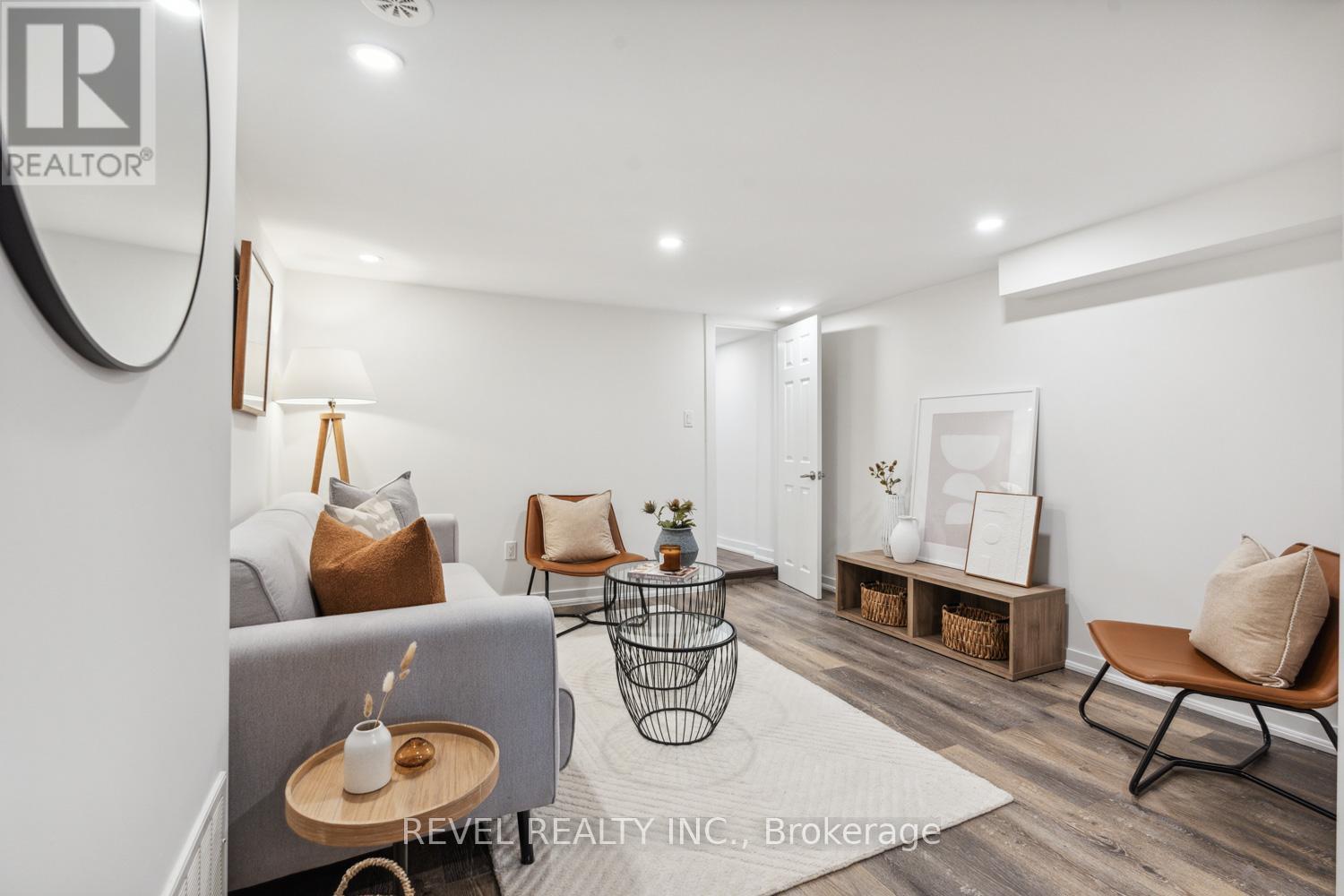 526 Quebec Avenue, Toronto, Ontario  M6P 2V7 - Photo 19 - W12184553