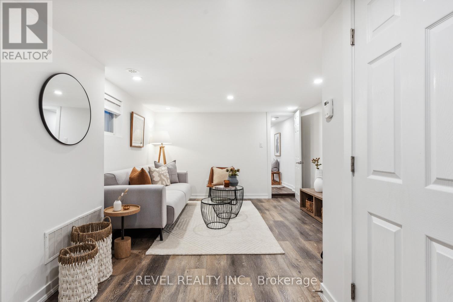 526 Quebec Avenue, Toronto, Ontario  M6P 2V7 - Photo 22 - W12184553