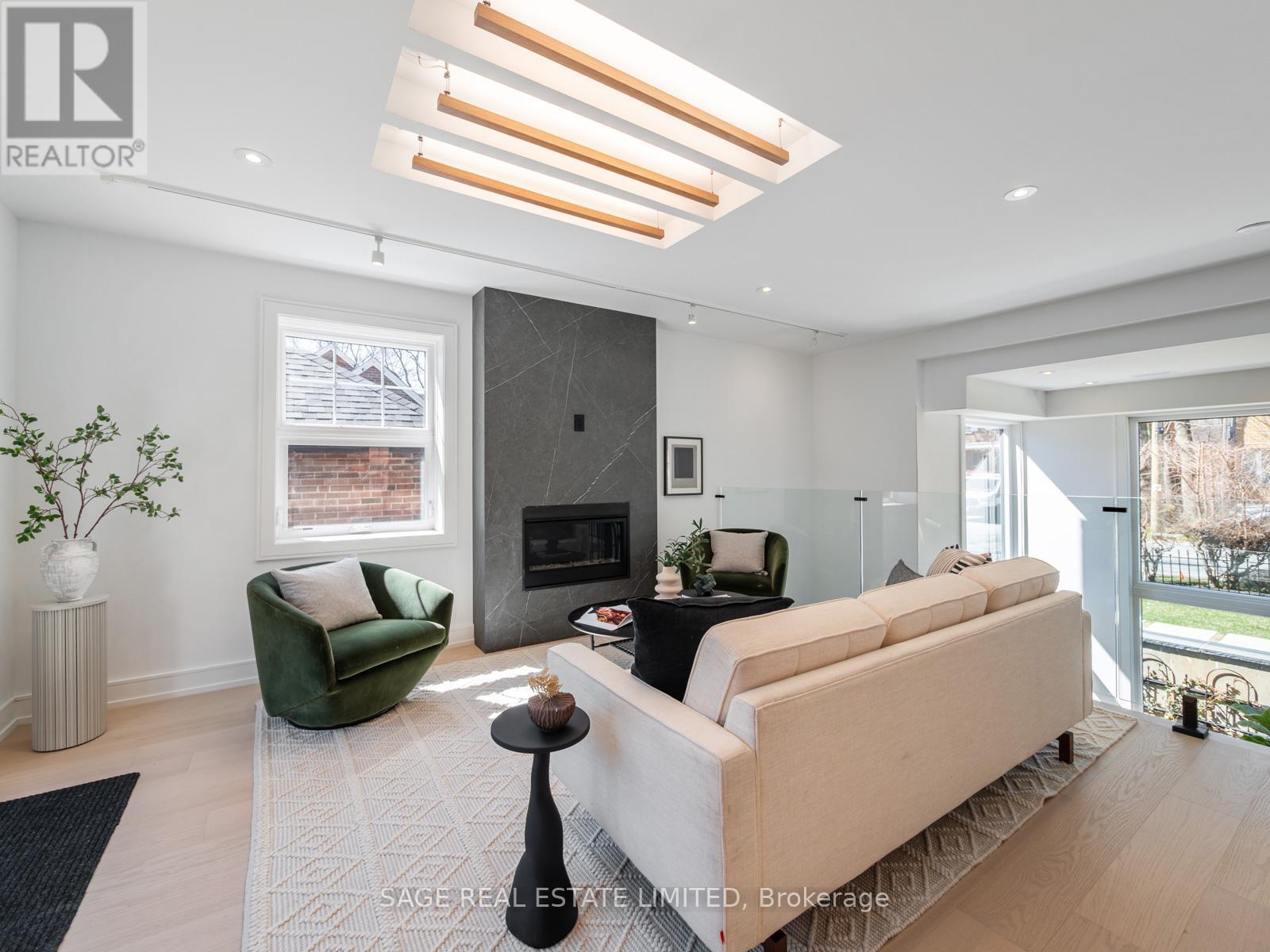 159 Humbervale Boulevard, Toronto (Stonegate-Queensway), Ontario  M8Y 3P9 - Photo 18 - W12184630