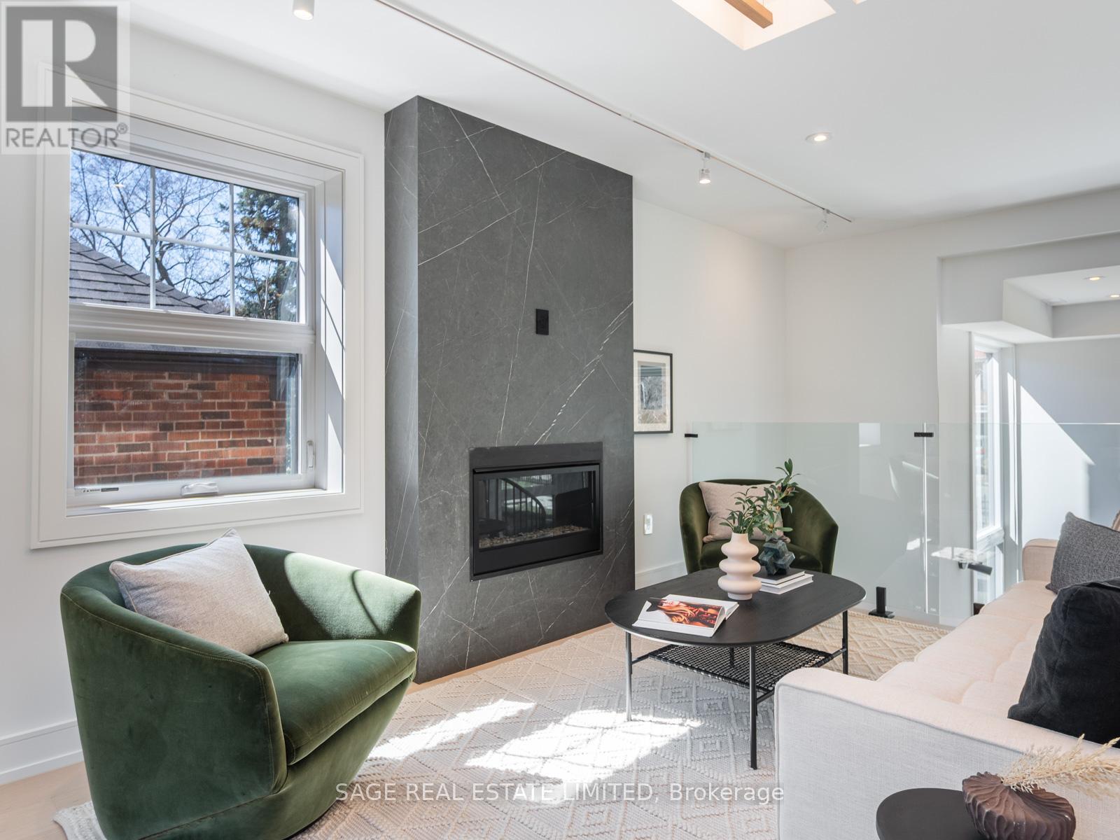 159 Humbervale Boulevard, Toronto, Ontario  M8Y 3P9 - Photo 19 - W12184630