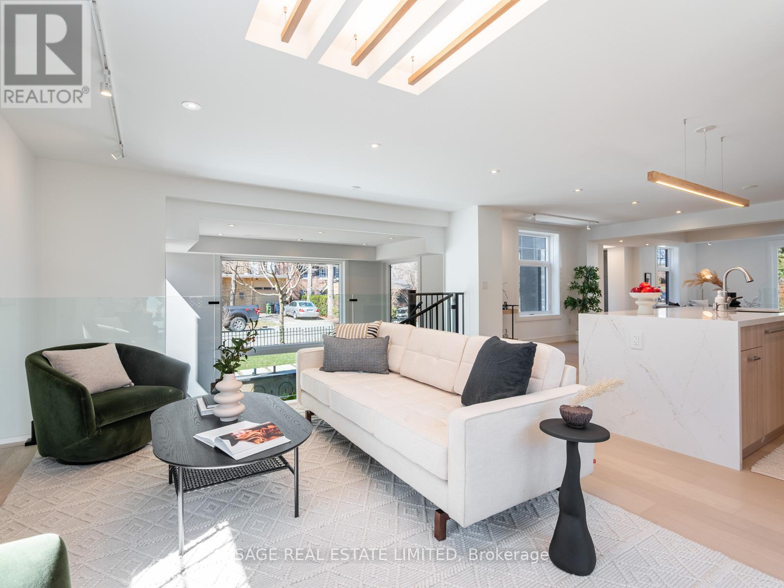 159 Humbervale Boulevard, Toronto, Ontario  M8Y 3P9 - Photo 20 - W12184630