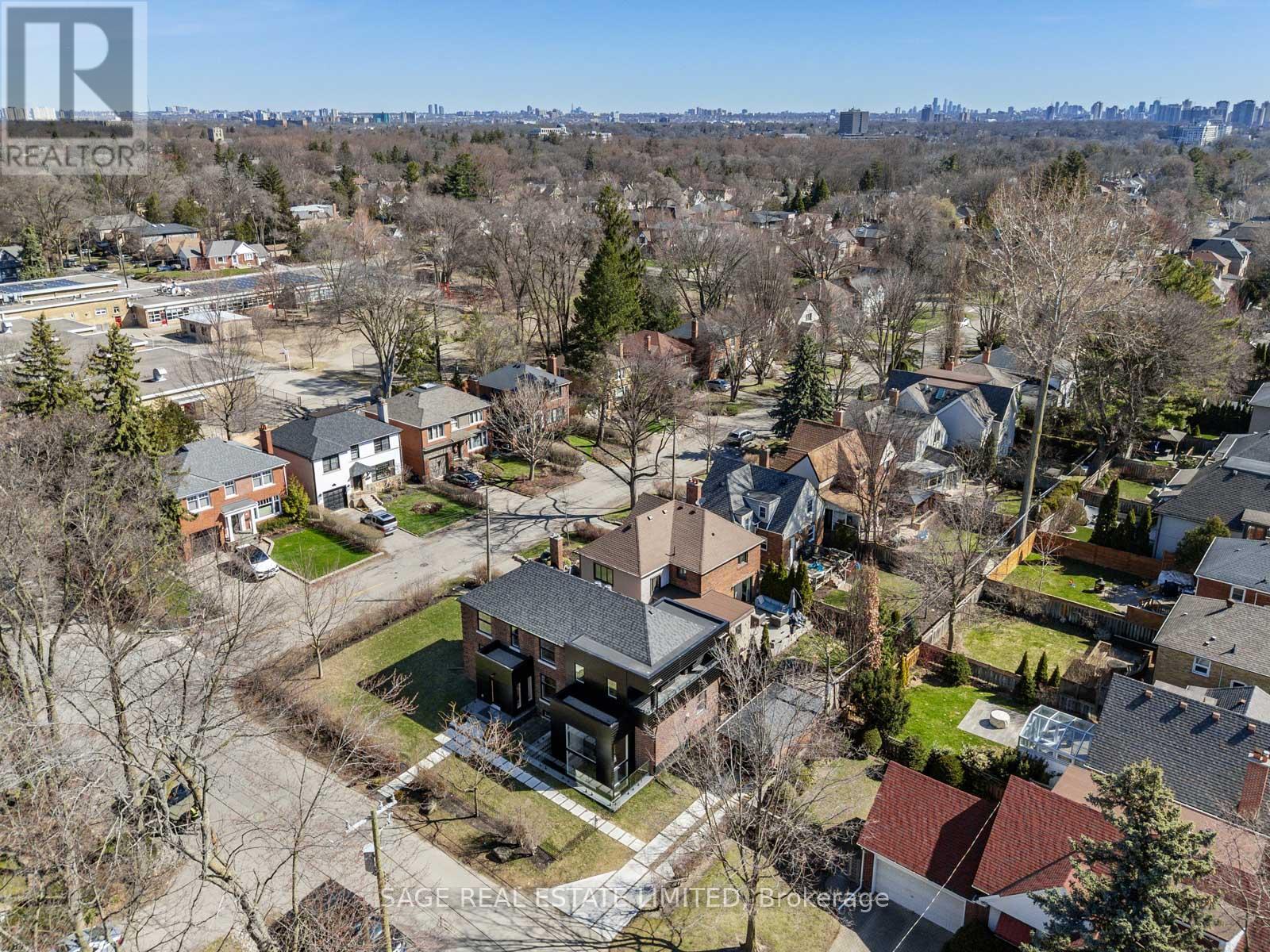 159 Humbervale Boulevard, Toronto (Stonegate-Queensway), Ontario  M8Y 3P9 - Photo 50 - W12184630