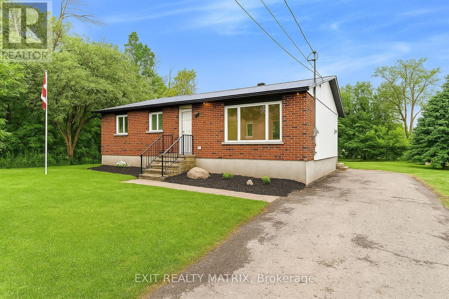 4 ALEXANDER STREET, Clarence-Rockland, Ontario