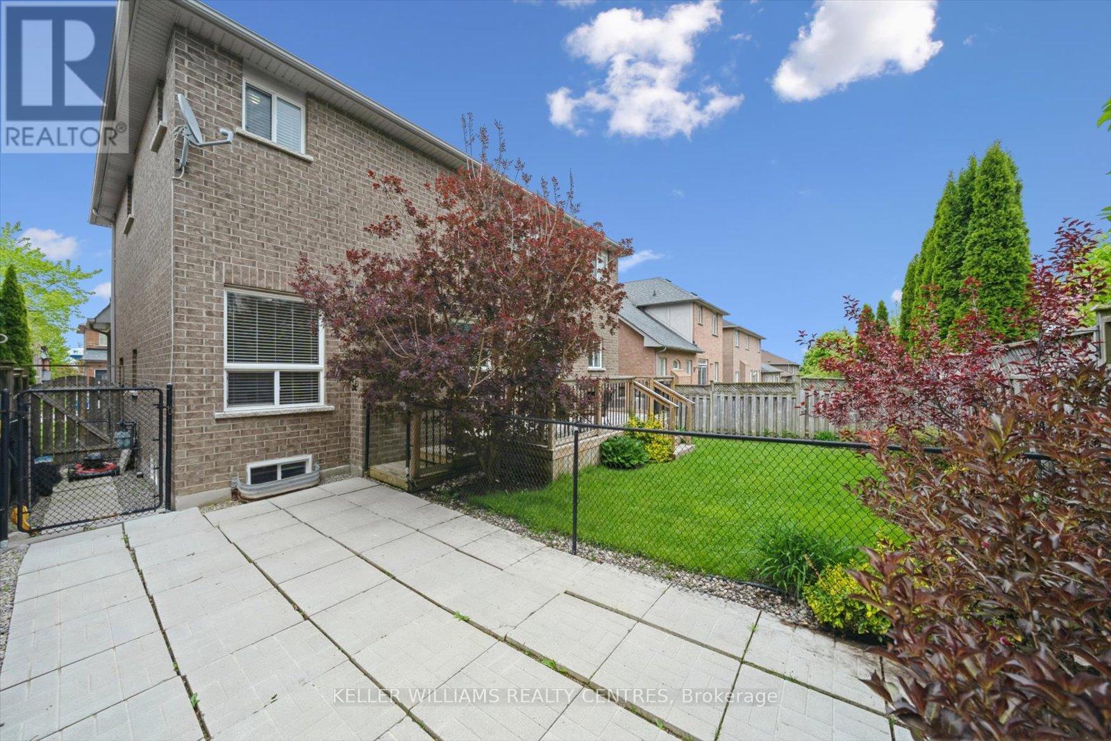354 Coachwhip Trail, Newmarket (Woodland Hill), Ontario  L3X 2R6 - Photo 38 - N12184591