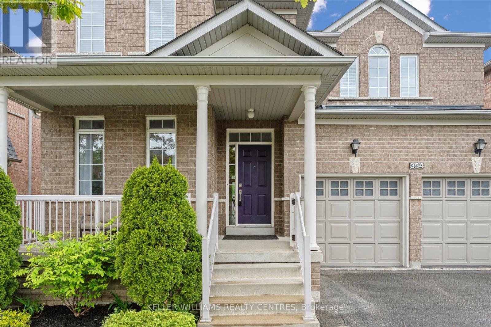 354 Coachwhip Trail, Newmarket (Woodland Hill), Ontario  L3X 2R6 - Photo 4 - N12184591