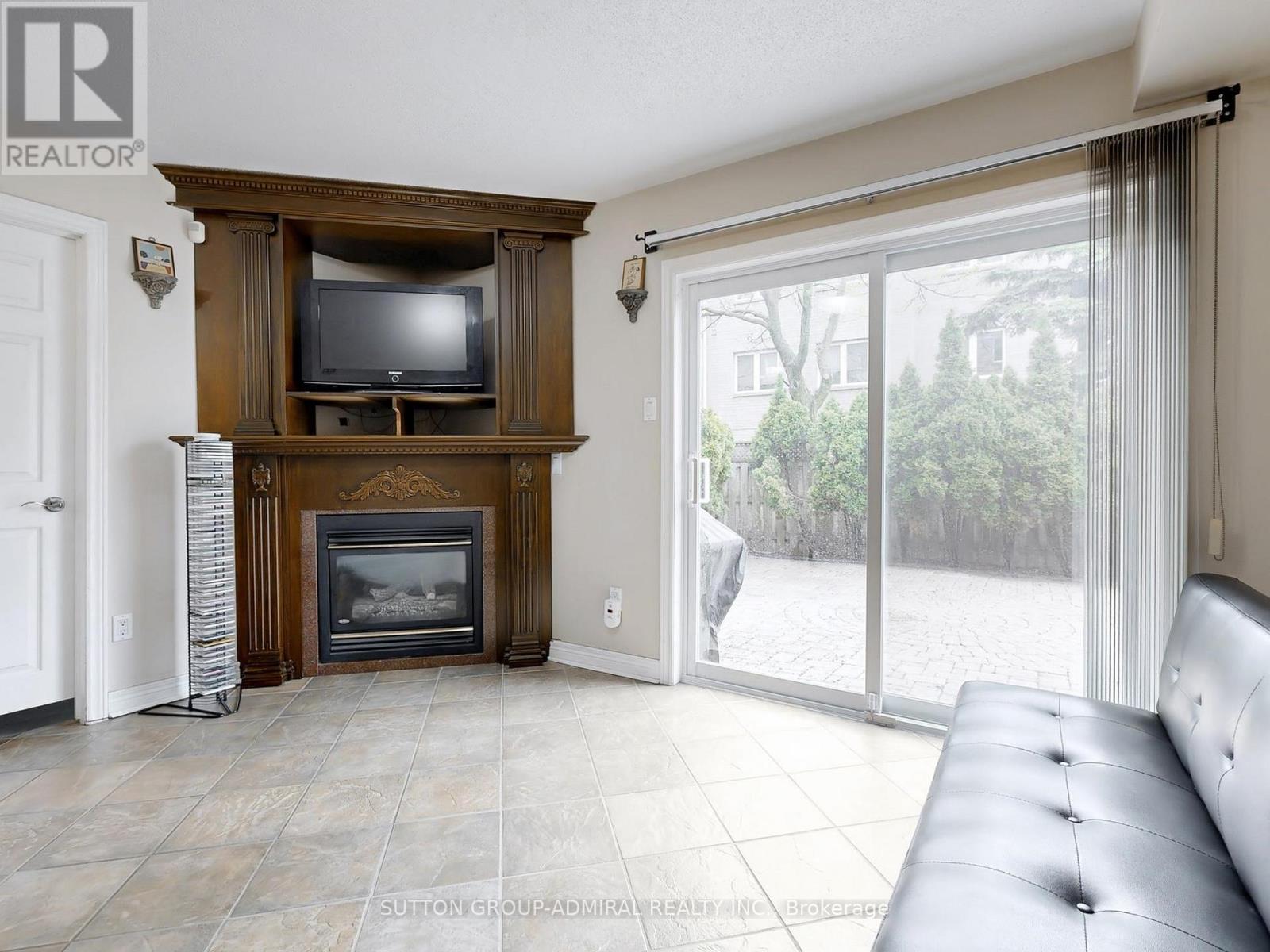 10719 Bathurst Street, Richmond Hill (Mill Pond), Ontario  L4C 0N3 - Photo 27 - N12184602