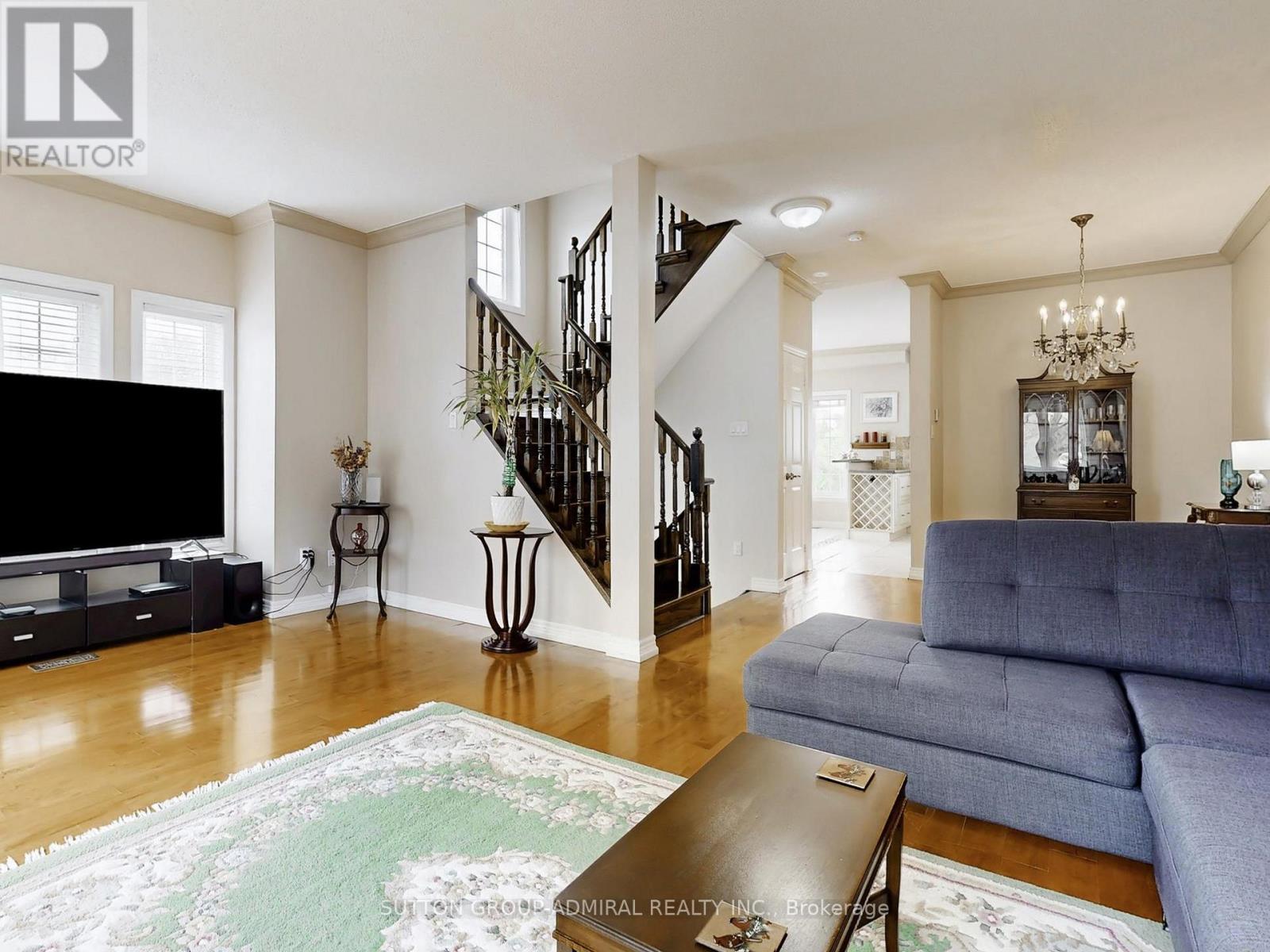 10719 Bathurst Street, Richmond Hill, Ontario  L4C 0N3 - Photo 5 - N12184602