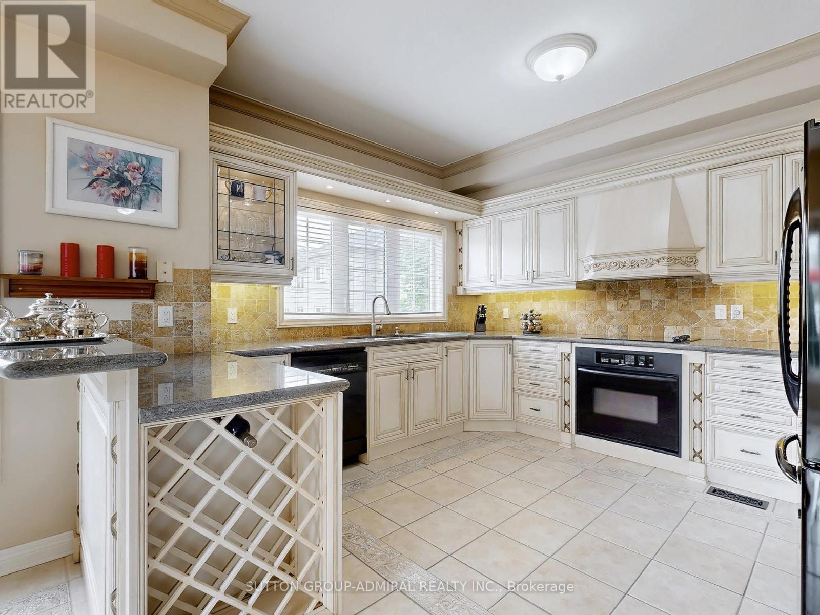 10719 Bathurst Street, Richmond Hill, Ontario  L4C 0N3 - Photo 9 - N12184602