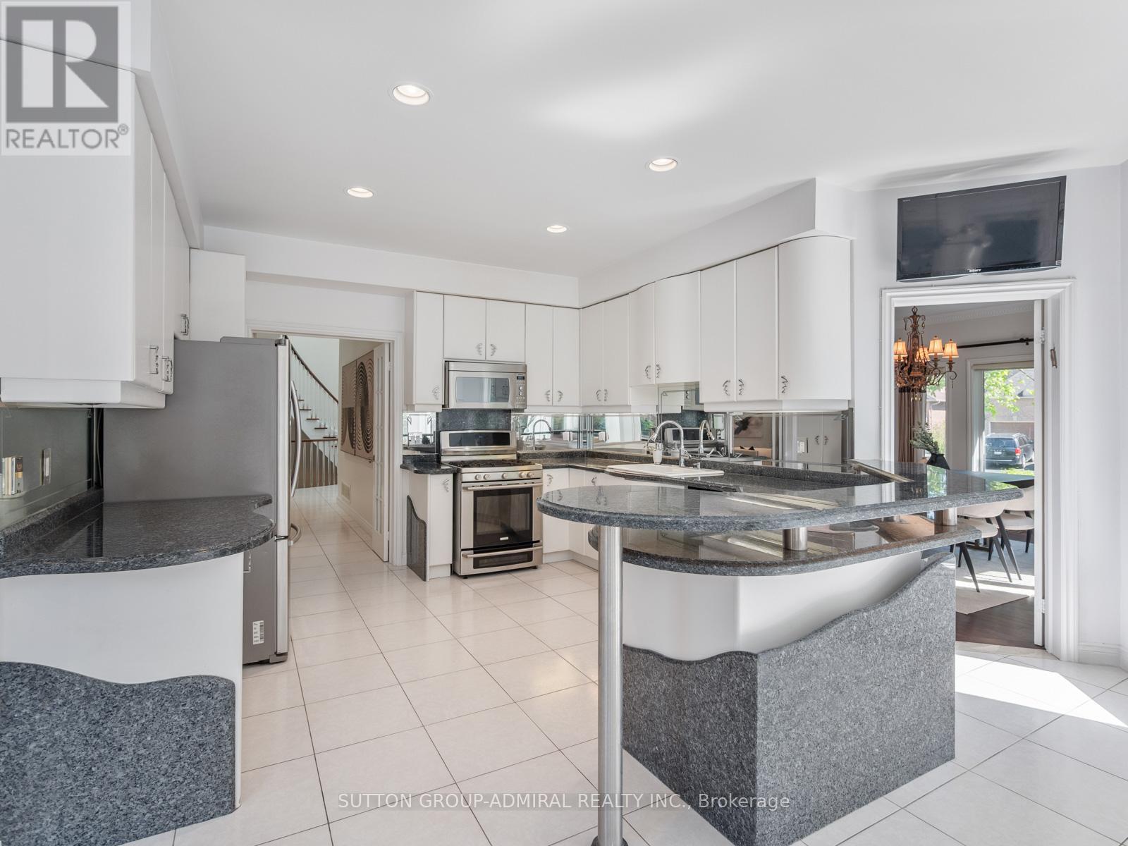 437 Beverley Glen Boulevard, Vaughan, Ontario  L4J 7S2 - Photo 12 - N12184680