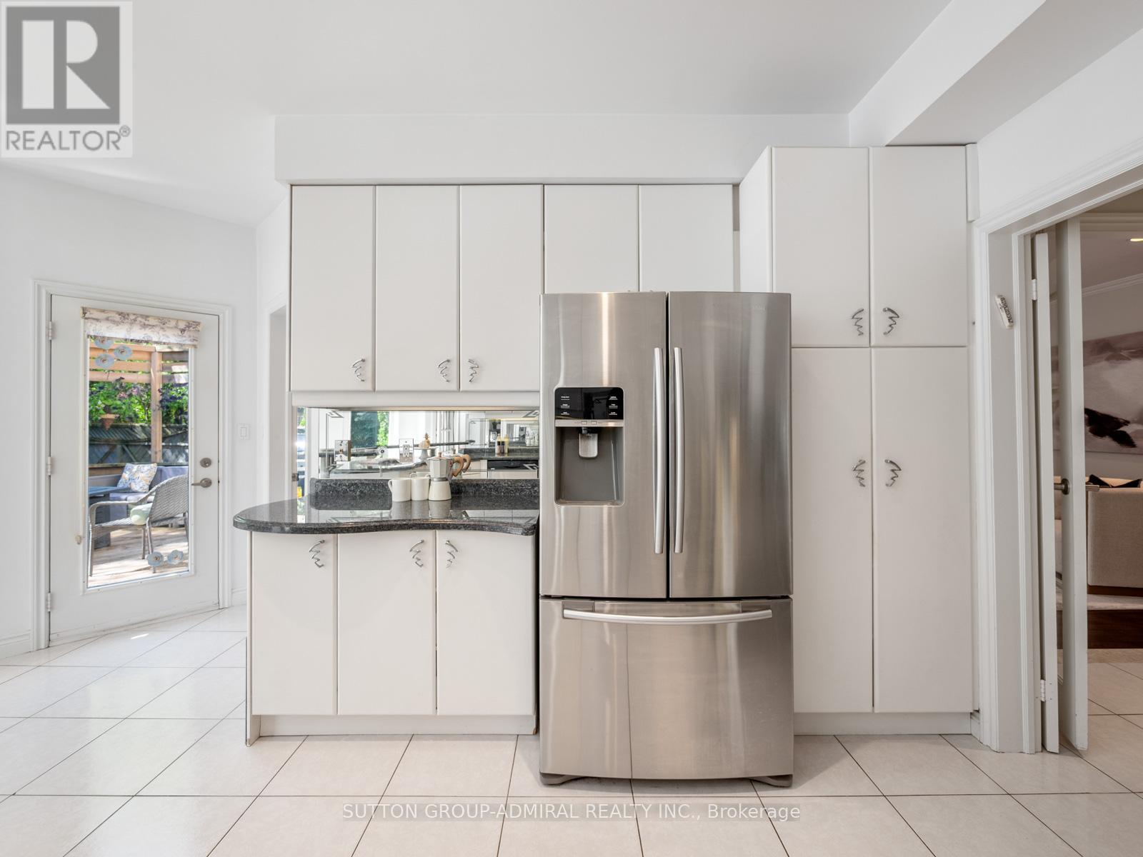 437 Beverley Glen Boulevard, Vaughan, Ontario  L4J 7S2 - Photo 14 - N12184680