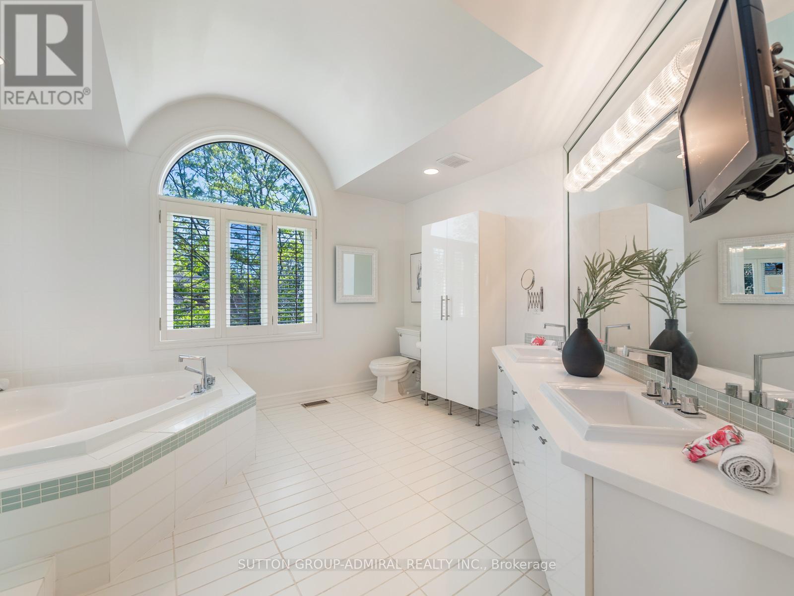 437 Beverley Glen Boulevard, Vaughan, Ontario  L4J 7S2 - Photo 22 - N12184680