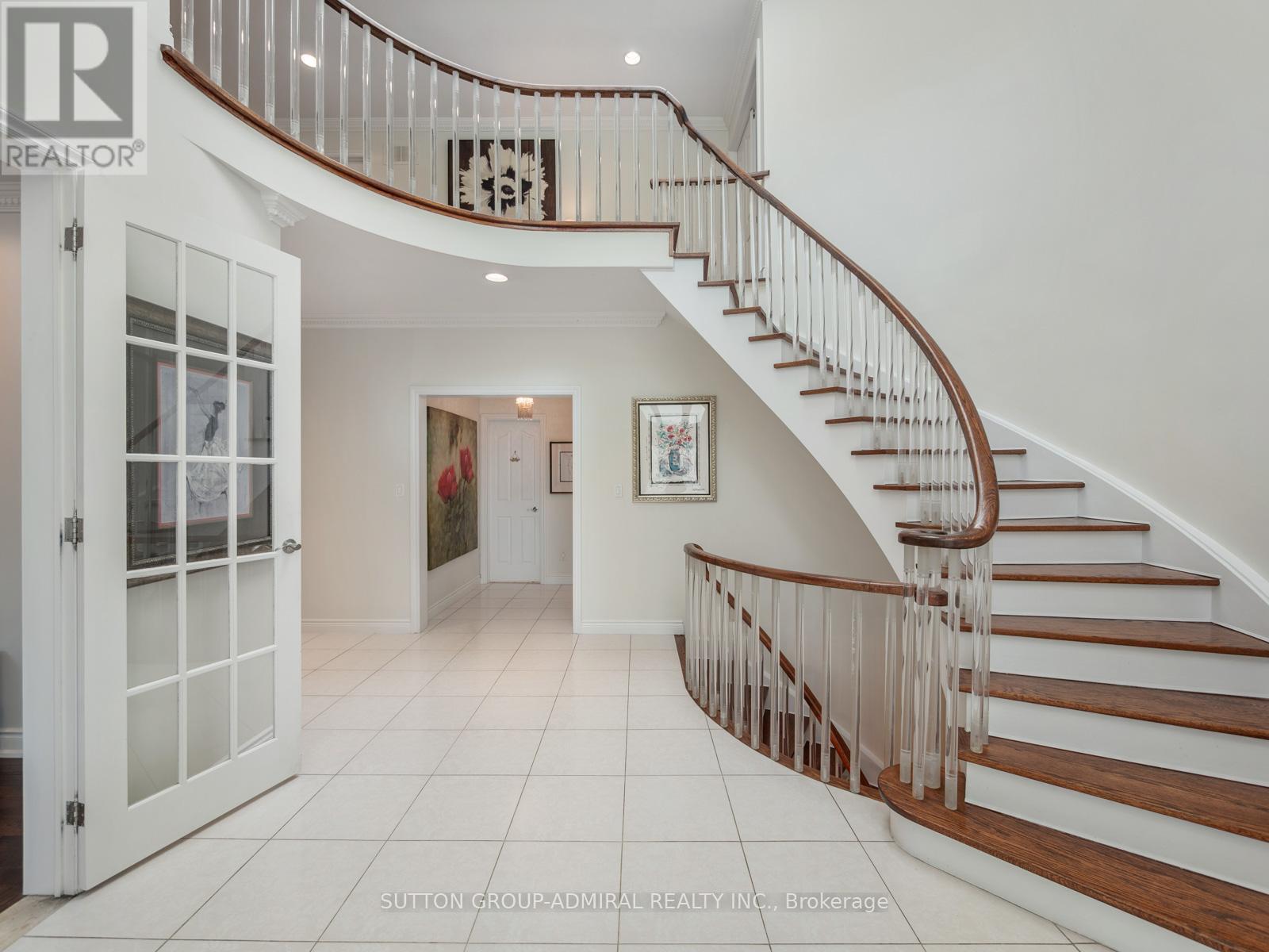 437 Beverley Glen Boulevard, Vaughan, Ontario  L4J 7S2 - Photo 3 - N12184680