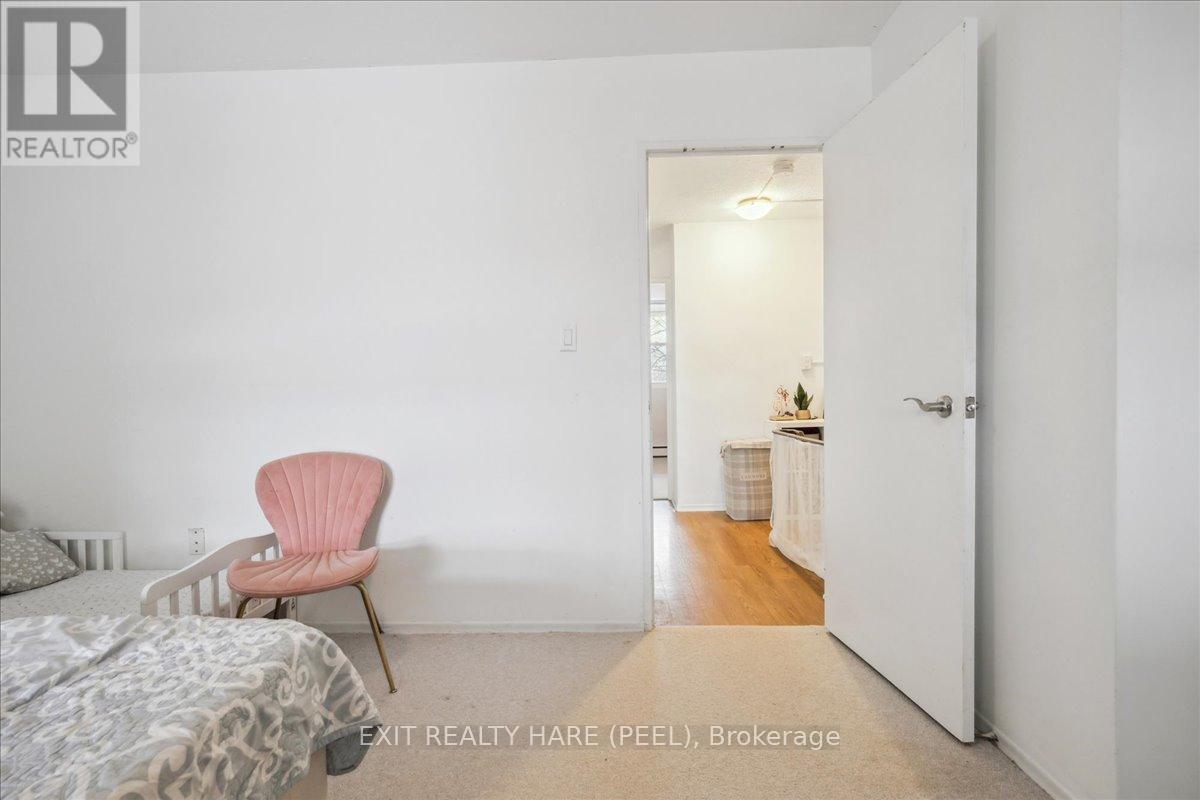 222 - 350 Quigley Road N, Hamilton (Vincent), Ontario  L8K 5N2 - Photo 10 - X12184500