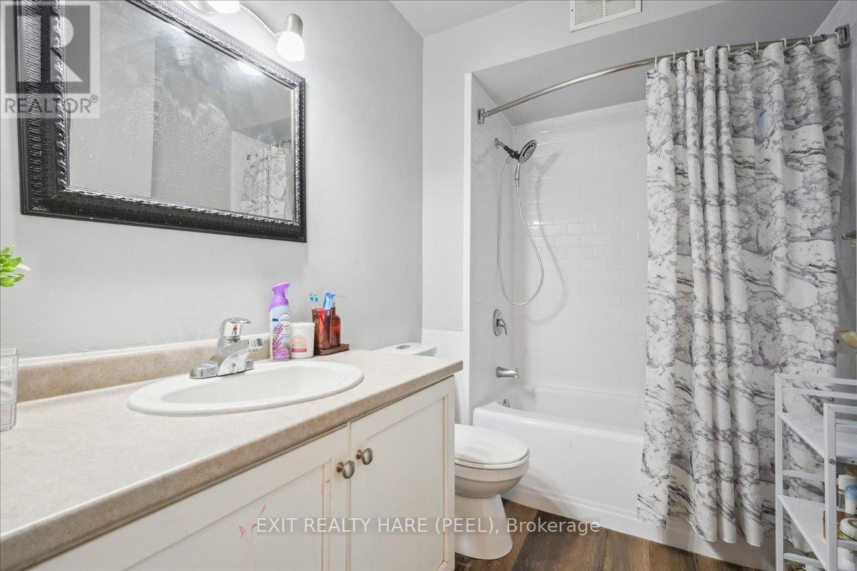 222 - 350 Quigley Road N, Hamilton, Ontario  L8K 5N2 - Photo 12 - X12184500