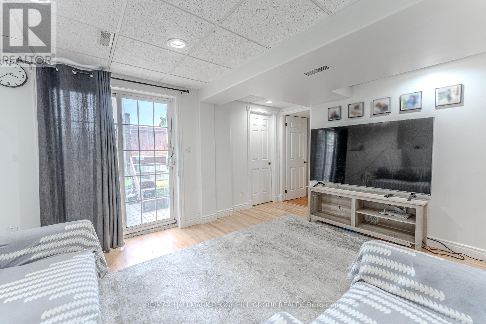 Lower - 9 Orwell Crescent, Barrie, Ontario  L4N 6N3 - Photo 4 - S12184651