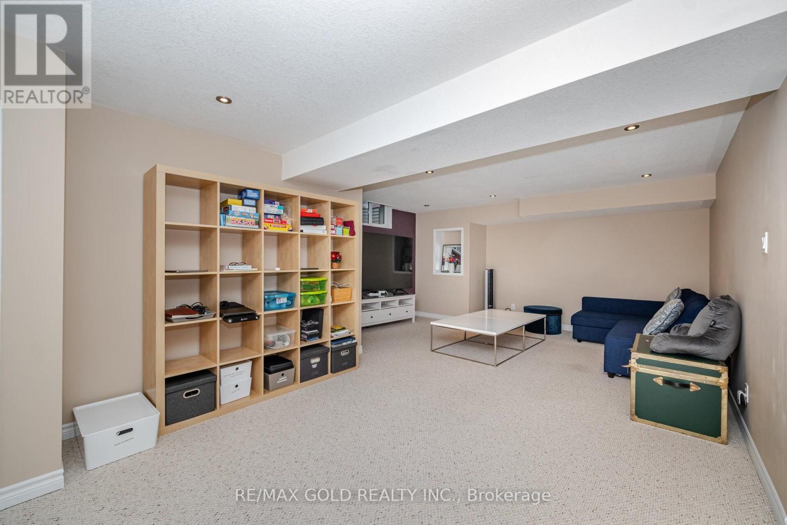 6 Alana Drive, Springwater (Centre Vespra), Ontario  L9X 0S2 - Photo 22 - S12184652
