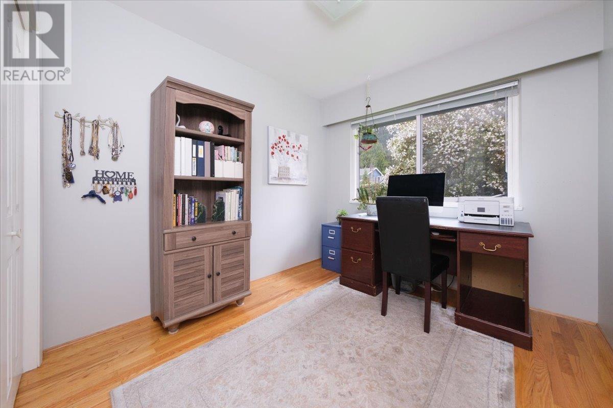 2235 Whitman Avenue, North Vancouver, British Columbia  V7H 2C6 - Photo 12 - R2996587