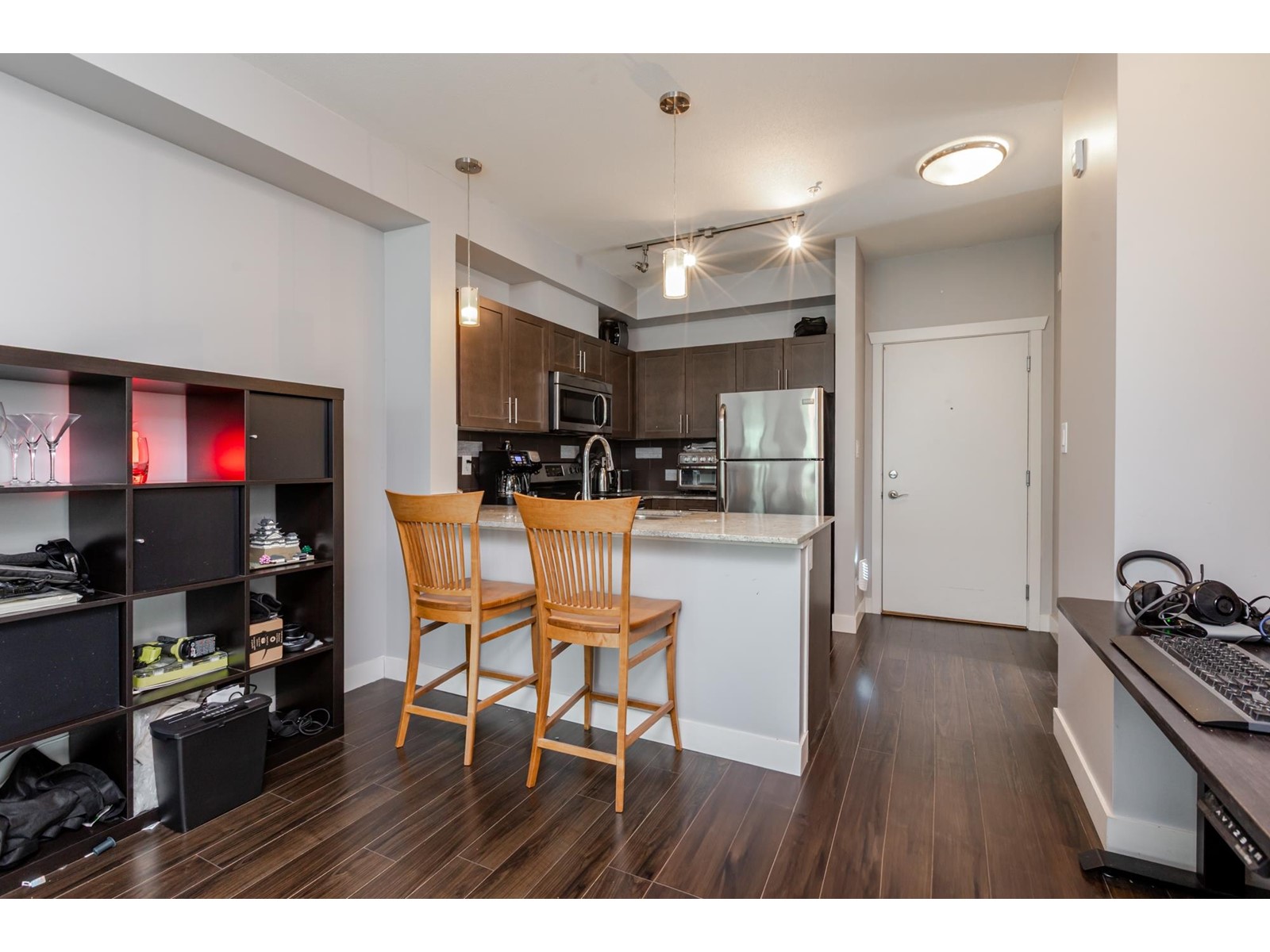 113 13468 King George Boulevard, Surrey, British Columbia  V3T 0H5 - Photo 4 - R3008872