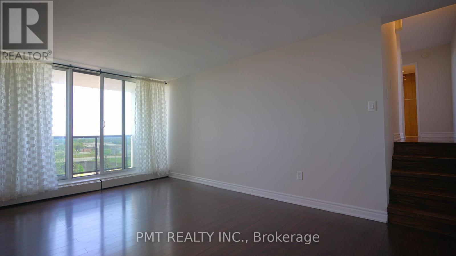 904 - 530 Lolita Gardens, Mississauga, Ontario  L5A 3T2 - Photo 5 - W12184584